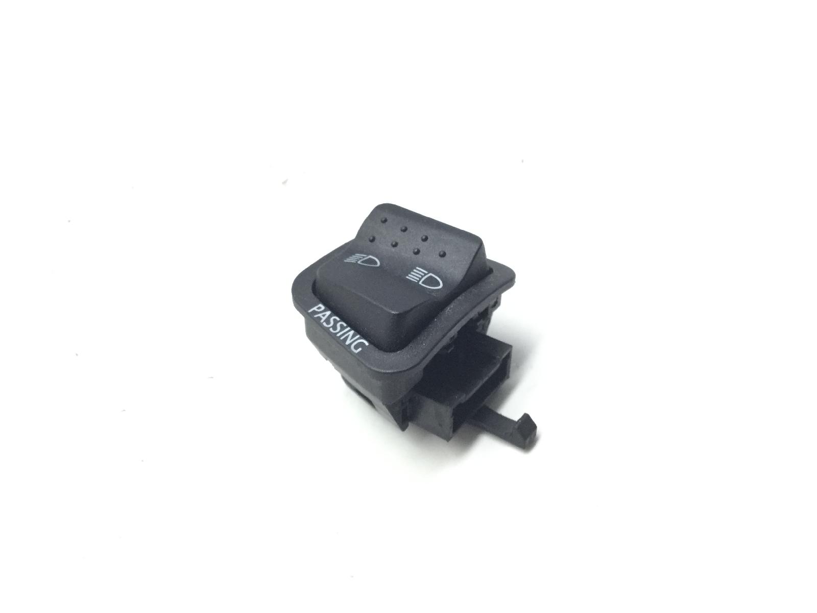 Piaggio medley ie abs e5 125 tasto pulsante abbaglianti anabbaglianti 2021 2024 md0100