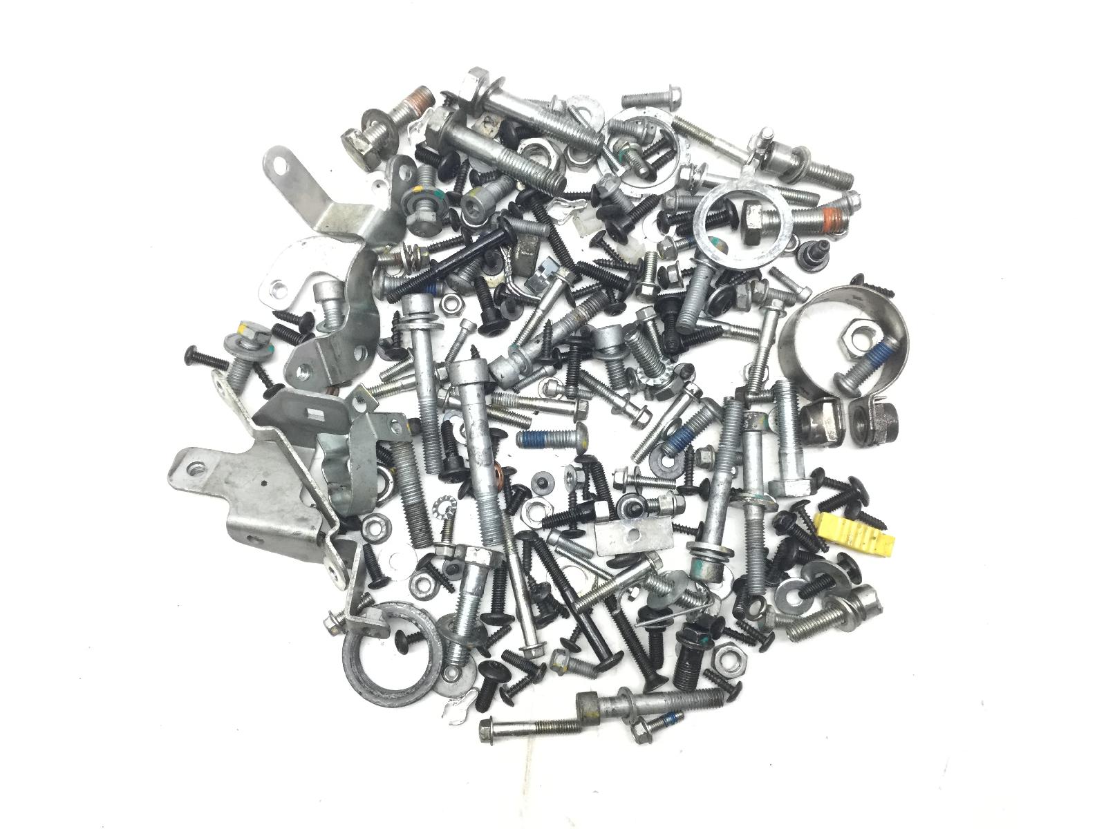 Piaggio medley ie abs e5 125 kit viti e bulloni assortiti telaio 2021 2024 md0100
