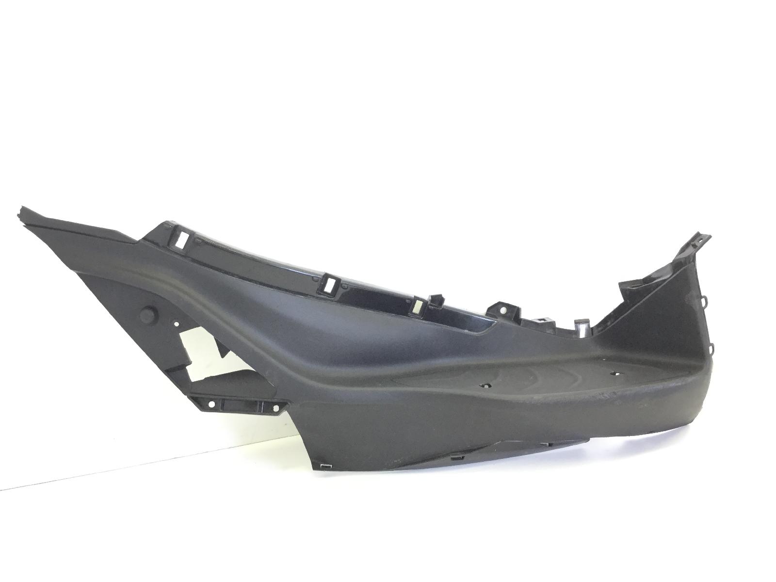 Piaggio medley ie abs e5 125 carena pedana pavimento poggiapiedi destra 2021 2024 md0100