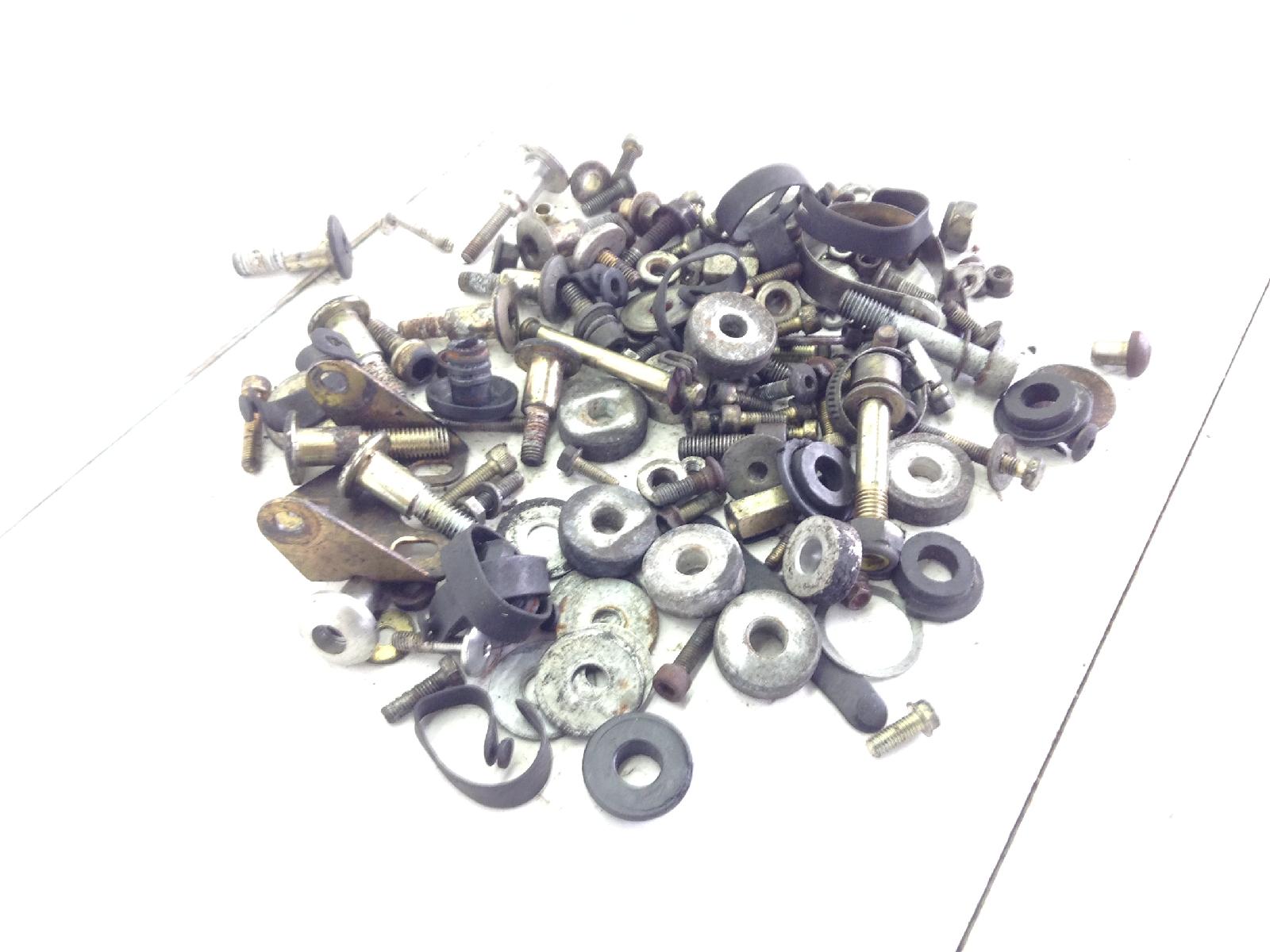 Ducati monster 600 kit viti bulloni bulloneria telaio assortiti 2001 2001 m300aa