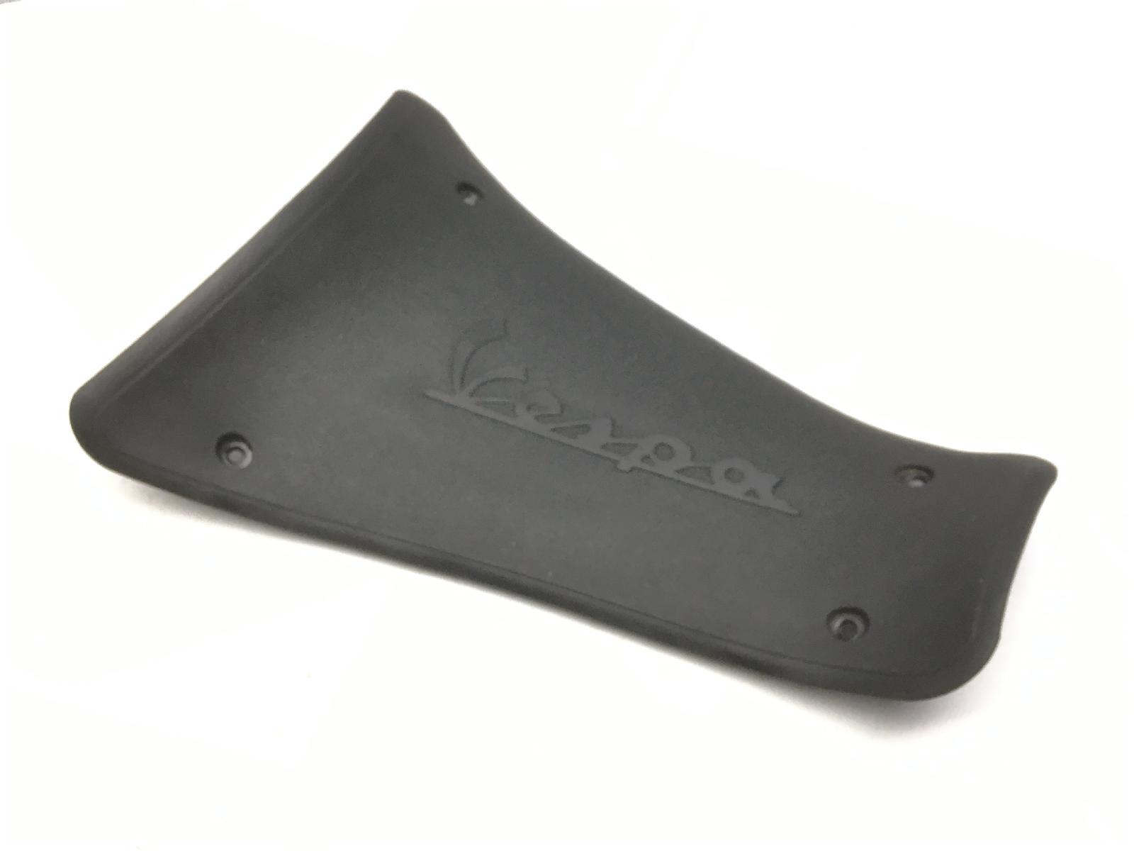 Piaggio vespa gts e4 abs 125 tappo sportello coperchio pedana batteria 2021 2021 md3200