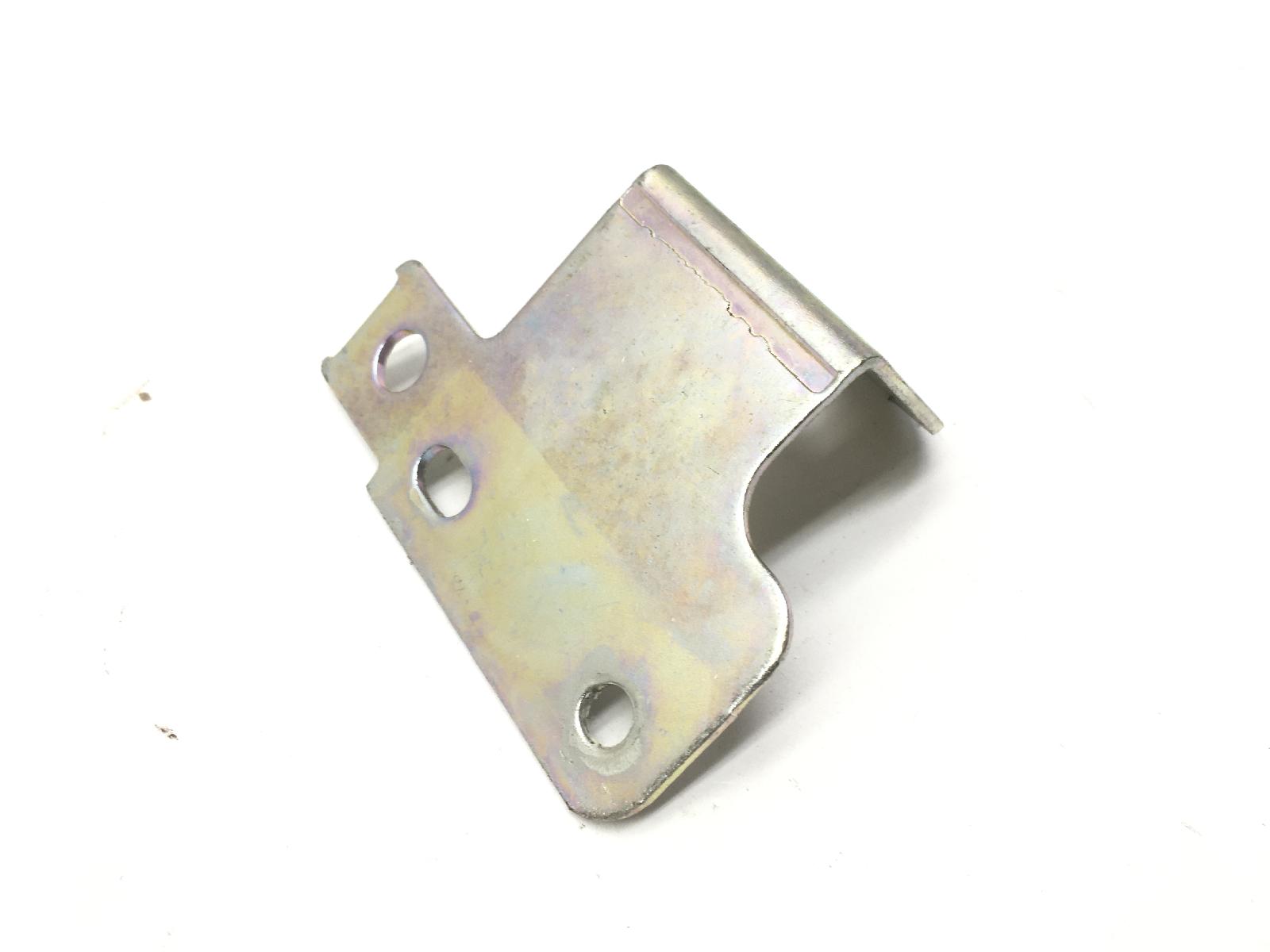 Piaggio vespa gts e4 abs 125 staffa fissaggio rele frecce 2021 2021 md3200