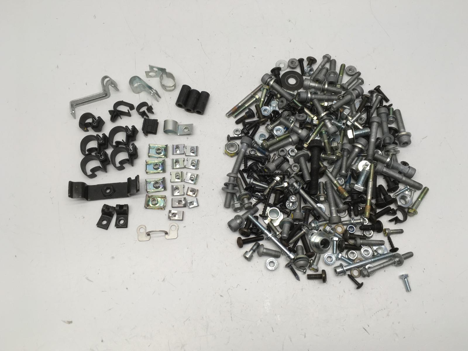 Piaggio vespa gts e4 abs 125 kit viti telaio carrozzeria 2021 2021 md3200