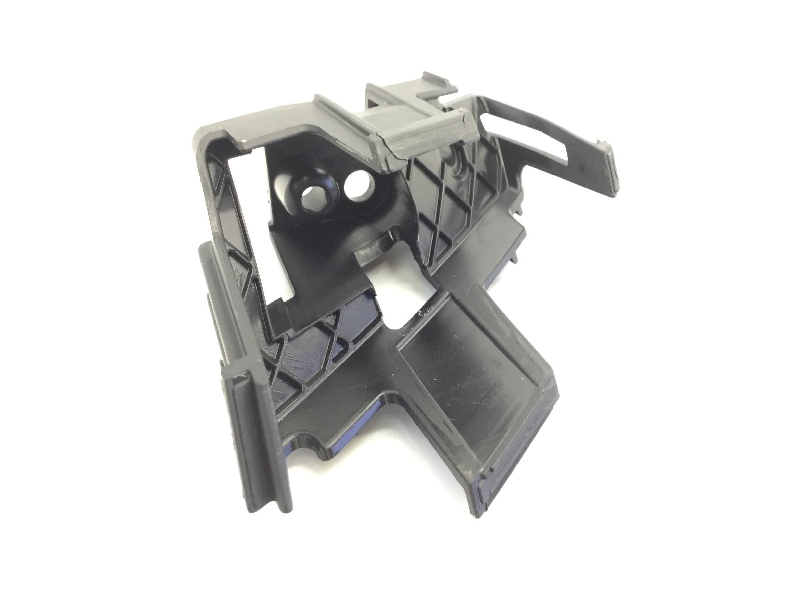 Piaggio vespa gts super abs 125 supporto fissaggio indic. direzione dx 2022 2022 md3202