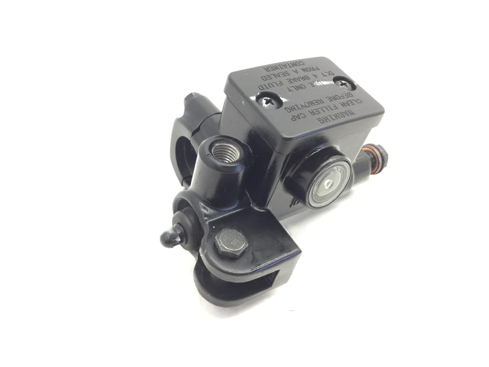 Piaggio vespa gts super abs 125 pompa freno anteriore destra 2022 2022 md3202