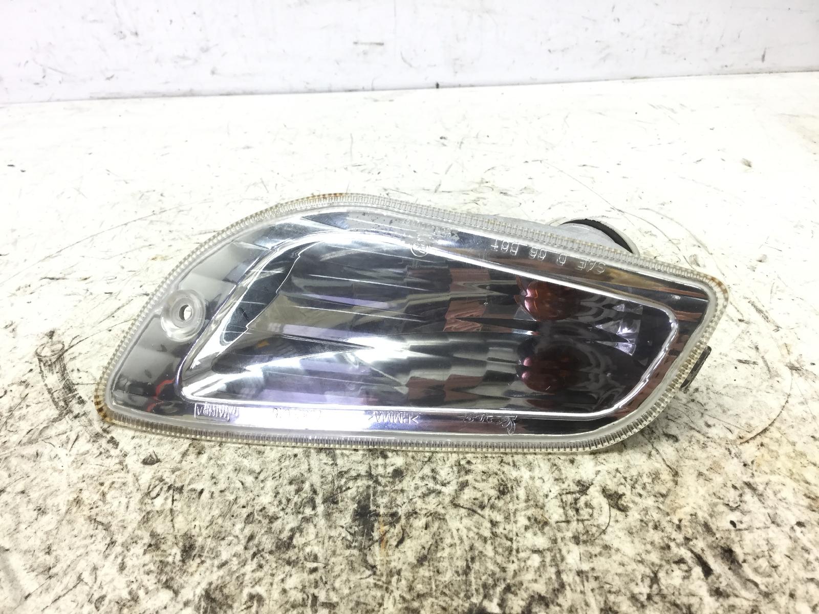 Piaggio vespa lx 3v 125 freccia anteriore destra 2012 2013 m68300