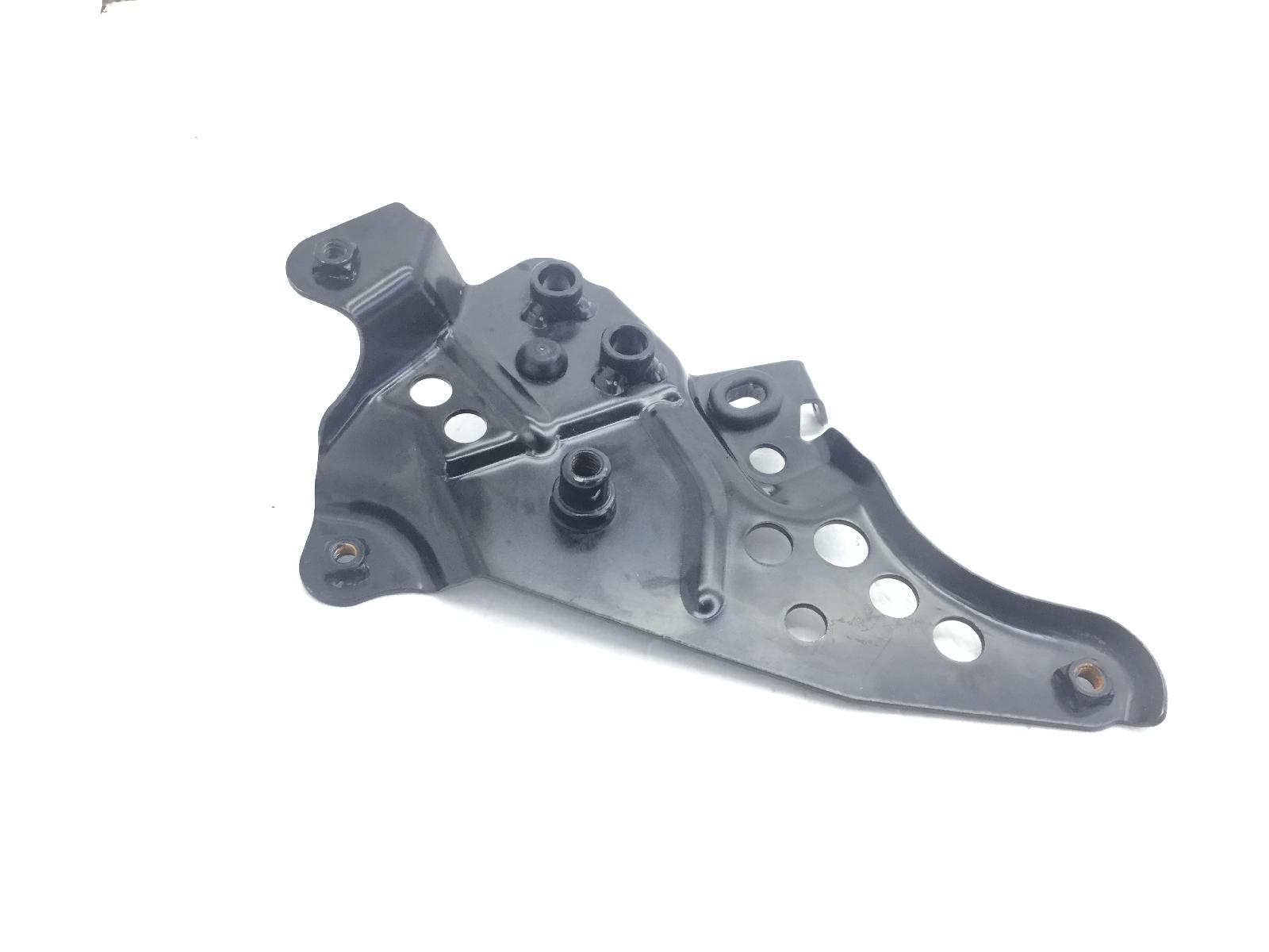 Yamaha tenere' world raid 700 supporto radiatore destro 2022 2024 dm116
