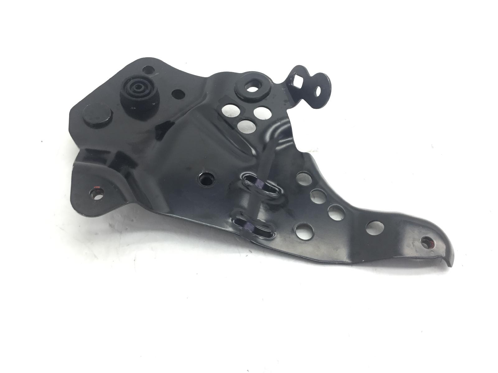 Yamaha tenere' world raid 700 supporto radiatore sinistro 2022 2024 dm116