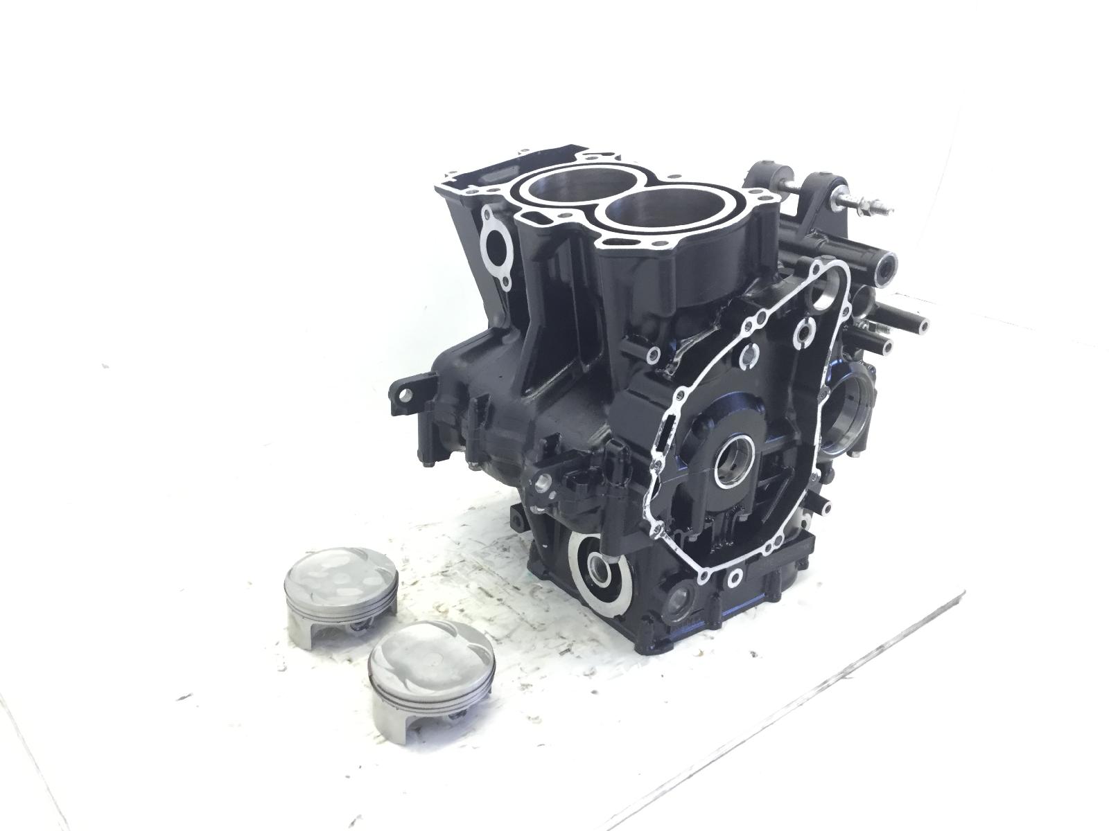 Yamaha tenere' world raid 700 carter motore e pistoni - mod: m417e 2022 2024 dm116
