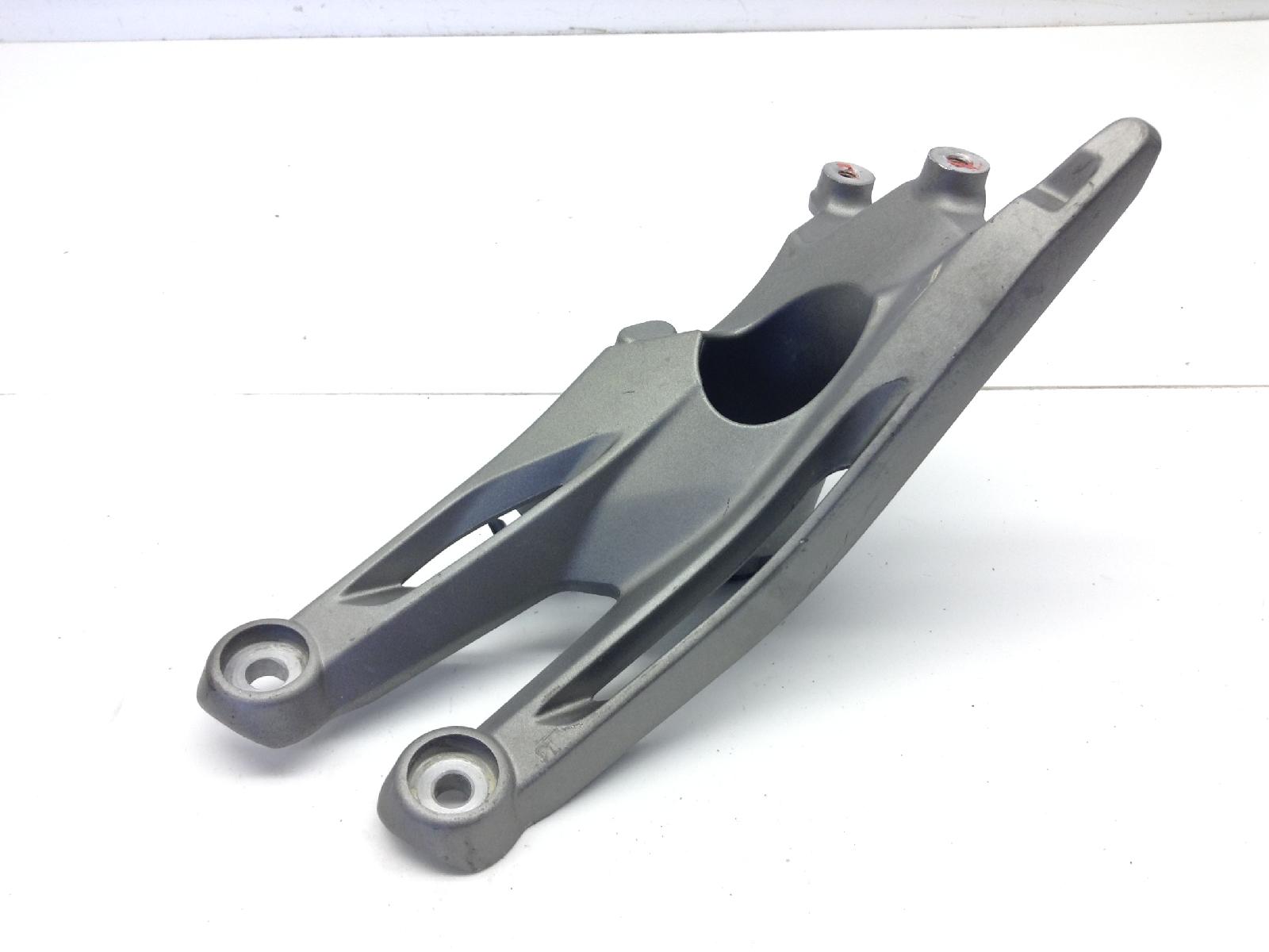 Yamaha tenere' world raid 700 staffa supporto motore sinistra 2022 2024 dm116