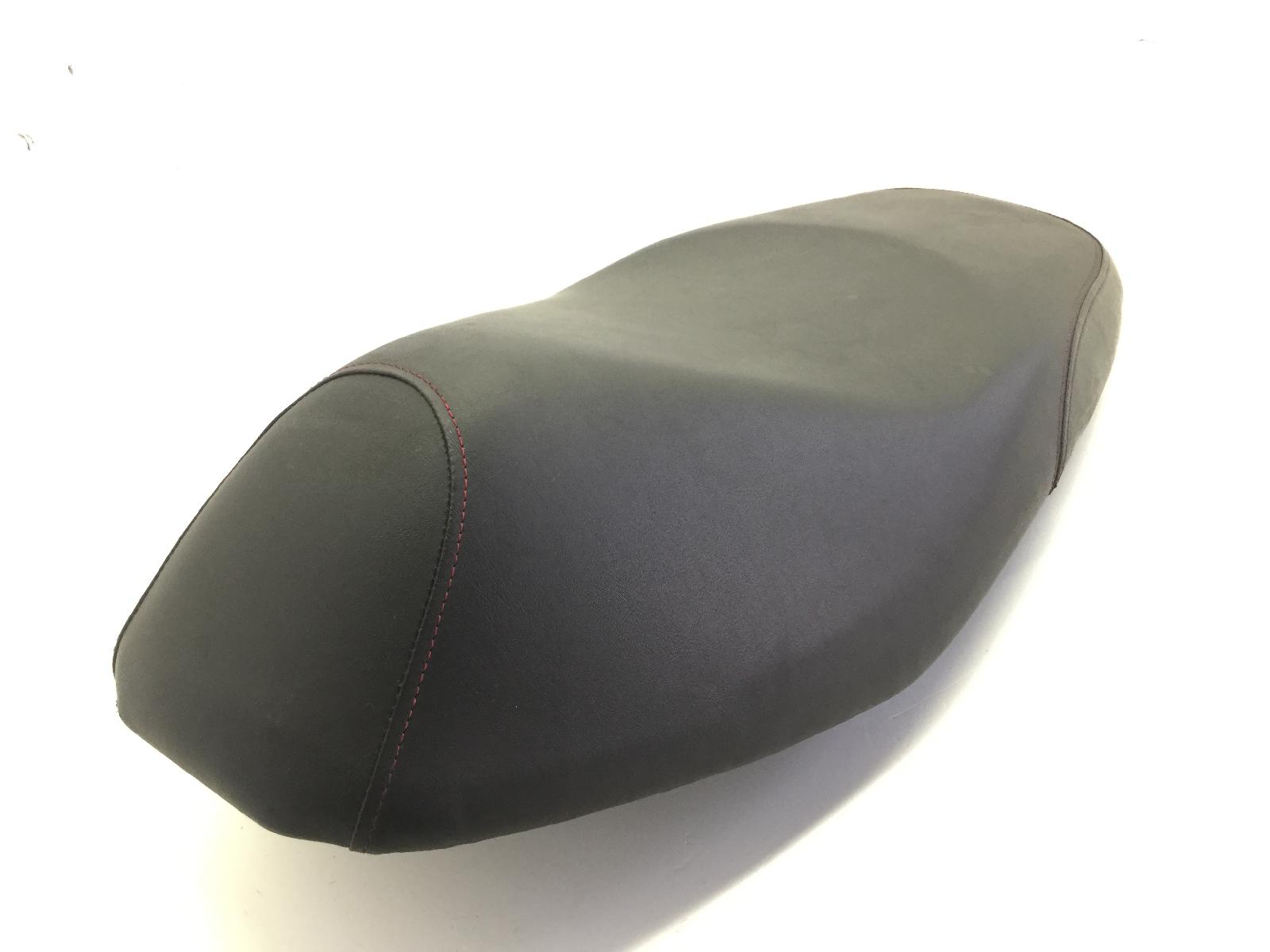 Sym symphony e5 125 sella saddle - piccolo difetto su fodera 2020 2023 lxmxfa301nxb