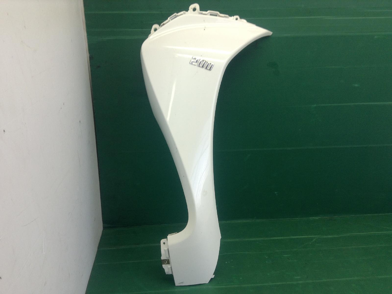 Sym symphony st e5 200 carena scudo anteriore destra - attacco rotto 2021 2021 xl20w1-it