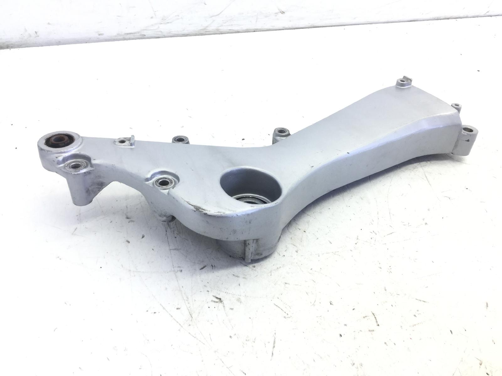 Honda silver wing 600 staffa supporto scarico marmitta 2007 2007 jh2pf01a77k