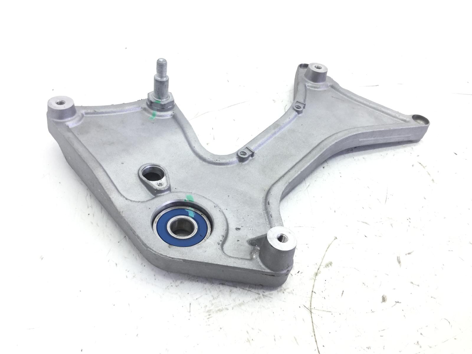Piaggio vespa gts super hpe km0 300 staffa supporto scarico marmitta 2020 2022 md310