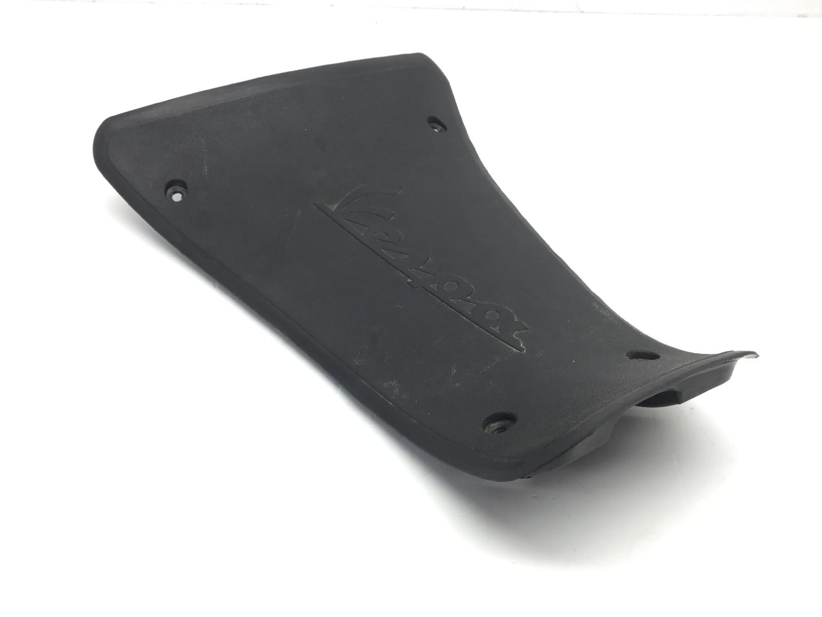 Piaggio vespa gts super hpe km0 300 coperchio batteria 2020 2022 md310