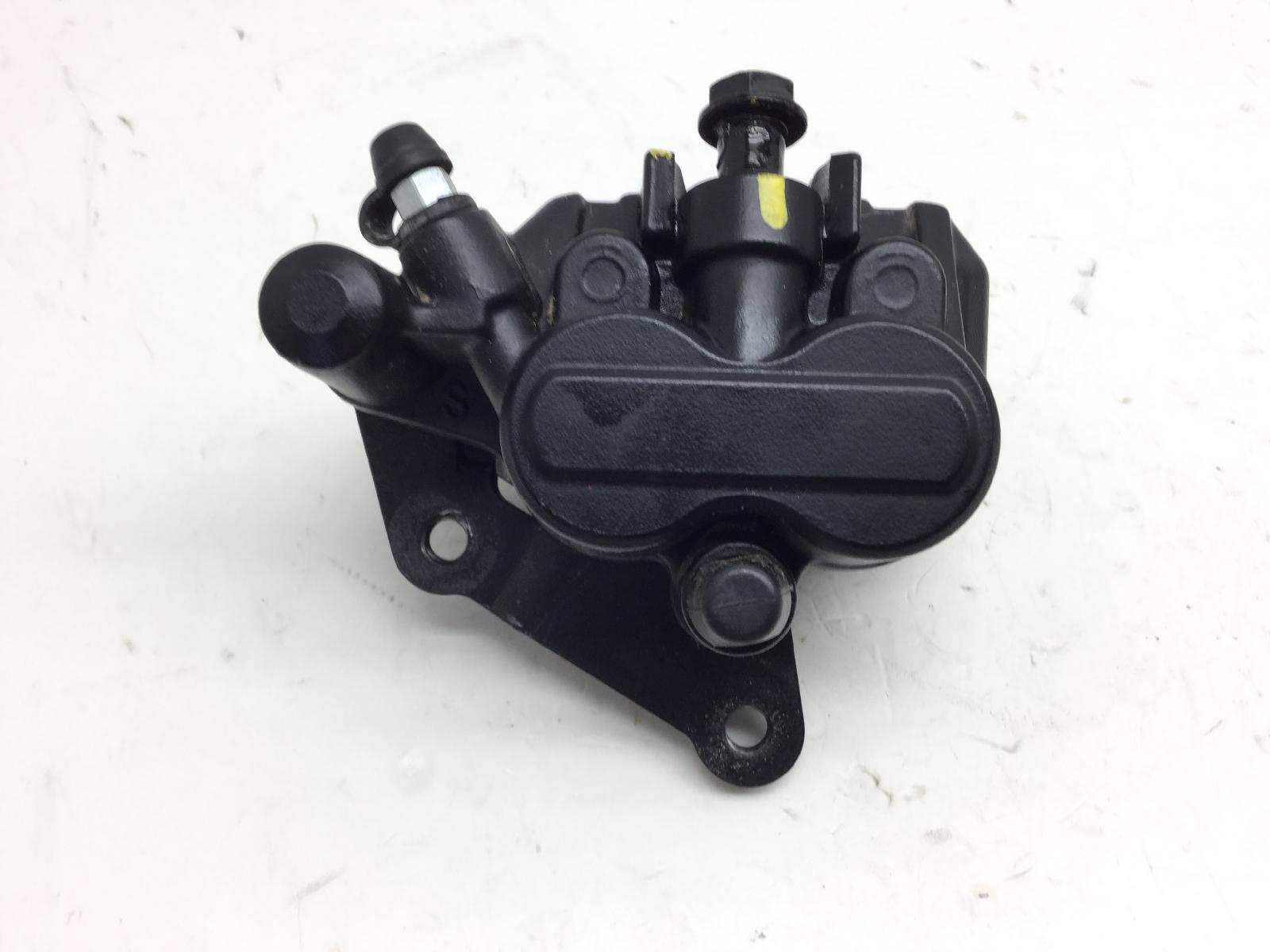 Piaggio vespa gts super hpe km0 300 pinza freno anteriore interasse: 57 mm 2020 2022 md310