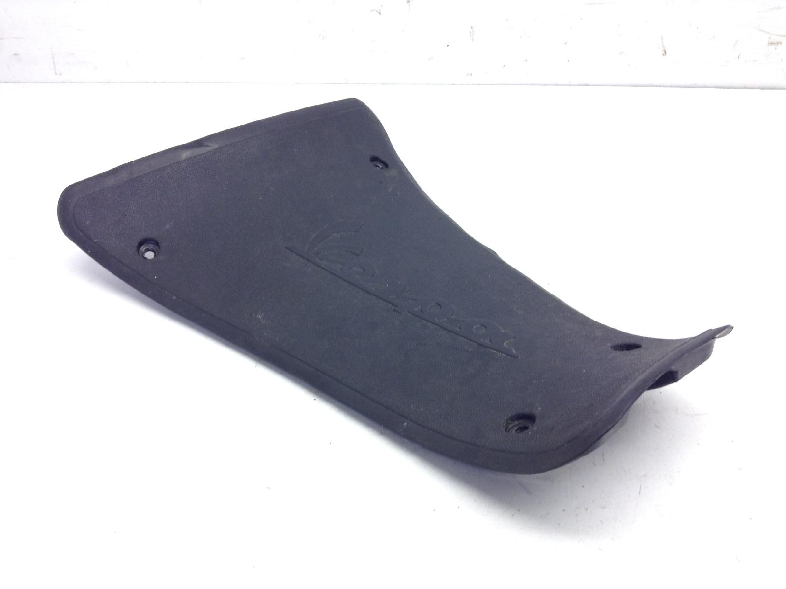 Piaggio vespa gts super hpe km0 300 coperchio tappo vano batteria 2020 2022 md310