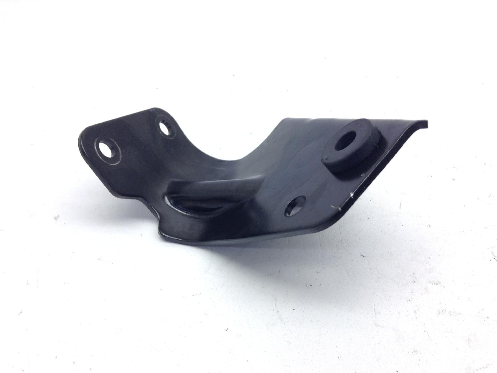 Piaggio vespa gts super hpe km0 300 staffa supporto attuatore abs 2020 2022 md310