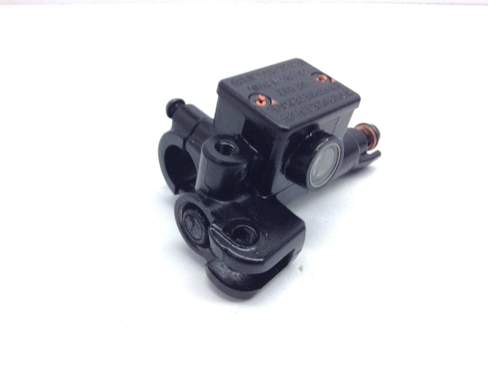 Piaggio vespa gts super hpe km0 300 pompa freno anteriore destra 2020 2022 md310