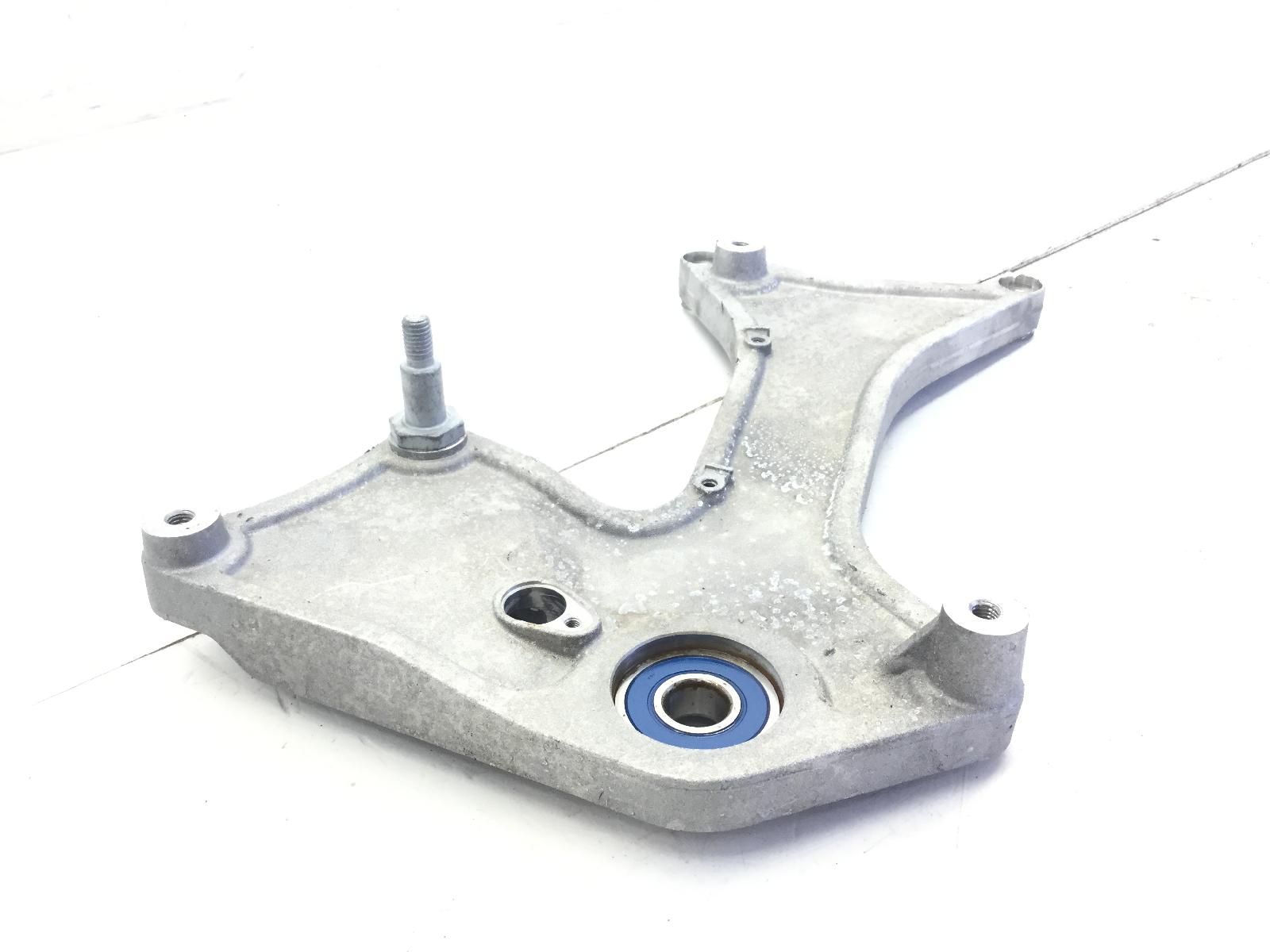 Piaggio vespa gts super hpe km0 300 staffa supporto scarico marmitta 2020 2022 md310
