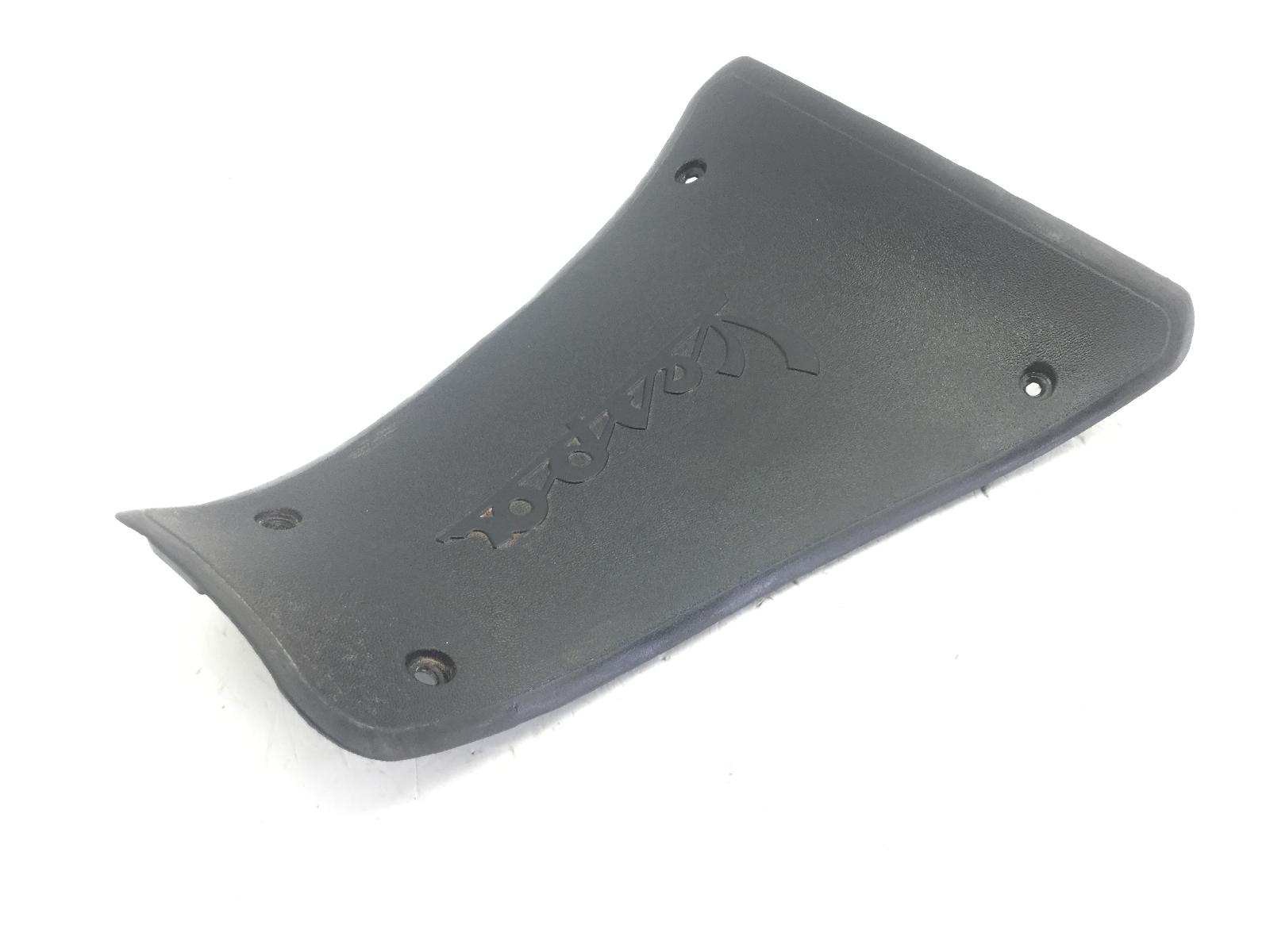 Piaggio vespa gts hpe abs km0 300 coperchio tappo vano batteria 2020 2020 md310
