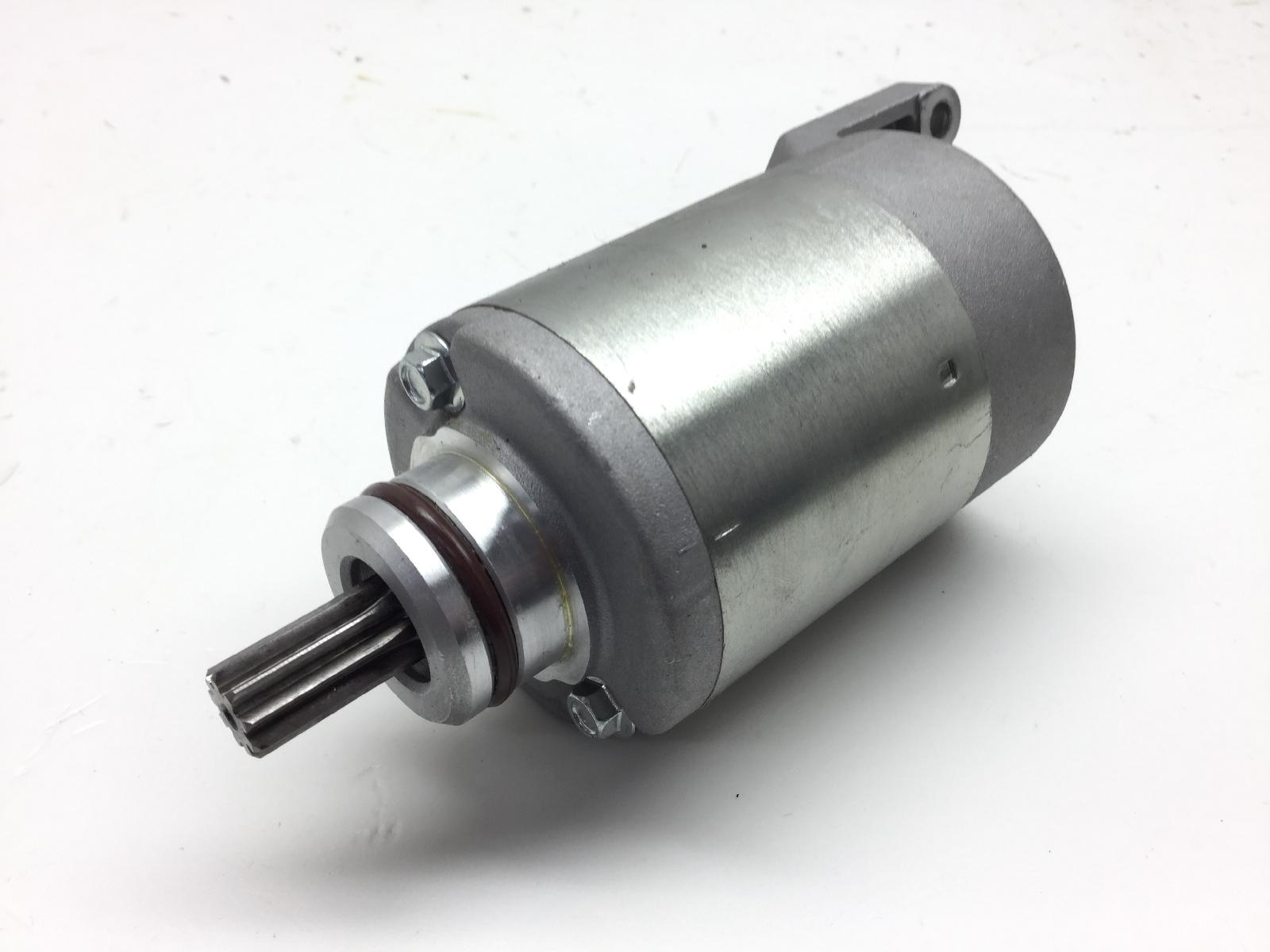 Piaggio vespa gts super hpe 'racing sixties' 300 motorino avviamento 2020 2022 md310