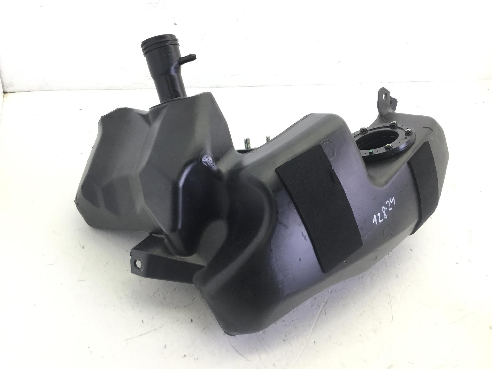 Piaggio vespa sprint 25km-h 50 serbatoio benzina carburante 2020 2020 cd0201