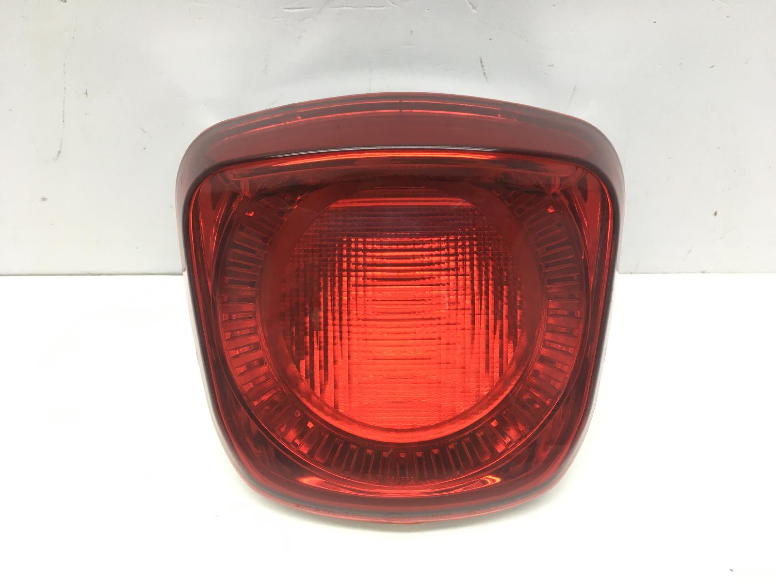 Piaggio vespa sprint 25km-h 50 faro fanale stop posteriore 2020 2020 cd0201