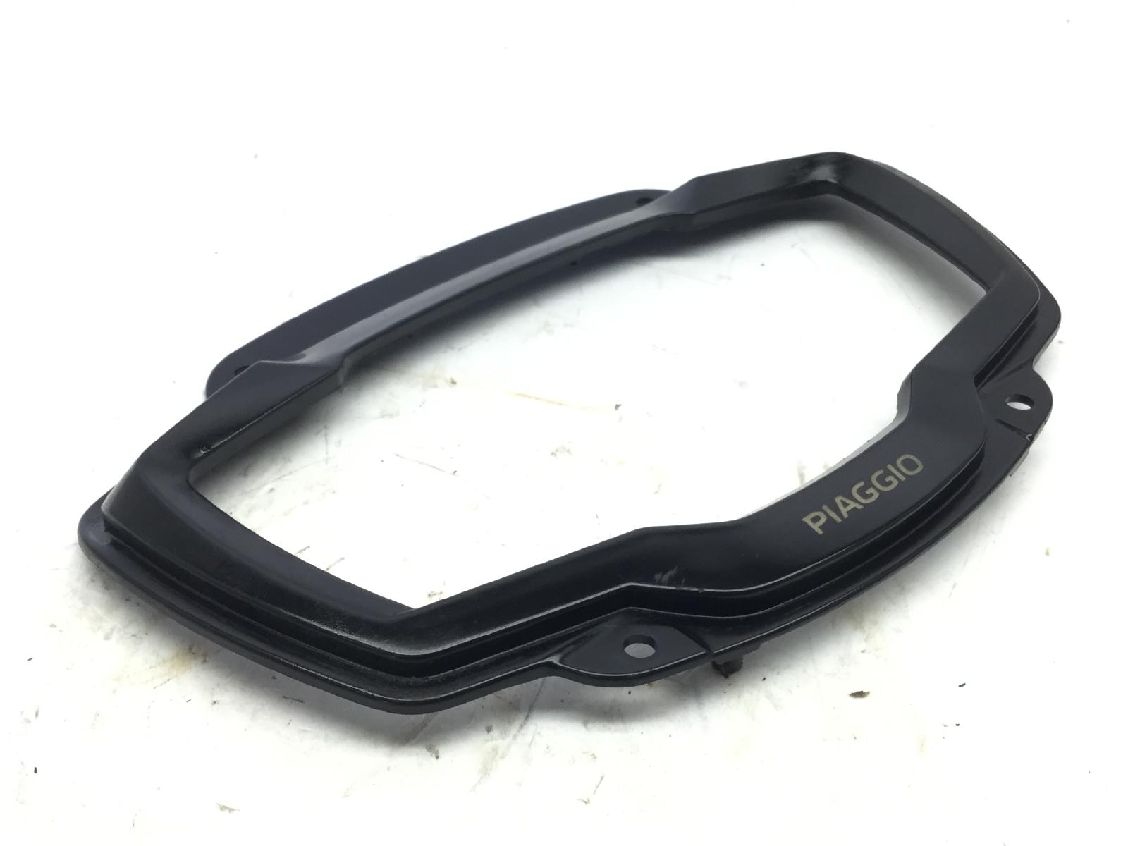 Piaggio beverly e5 black 300 cornice strumentazione contachilometri 2023 2023 md2100