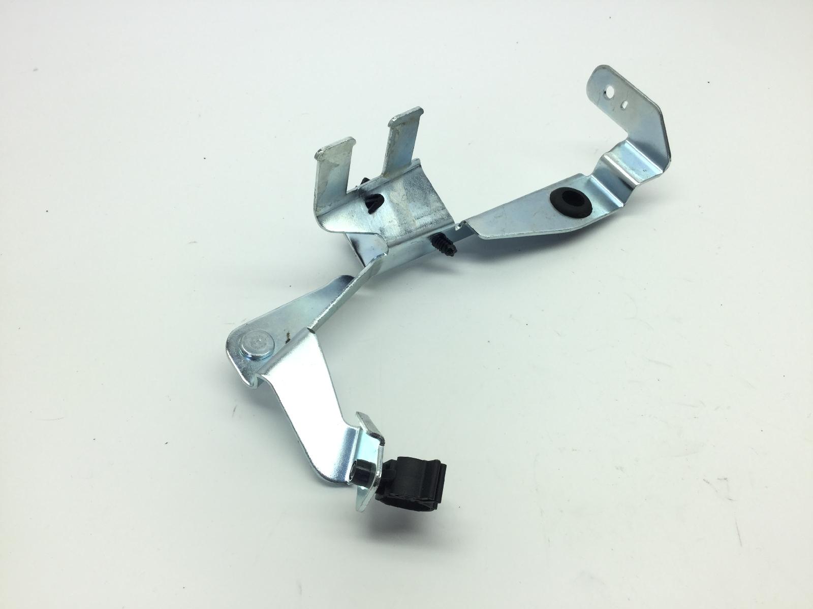 Piaggio vespa gts super abs km 0 300 staffa supporto canister 2022 2024 md3103