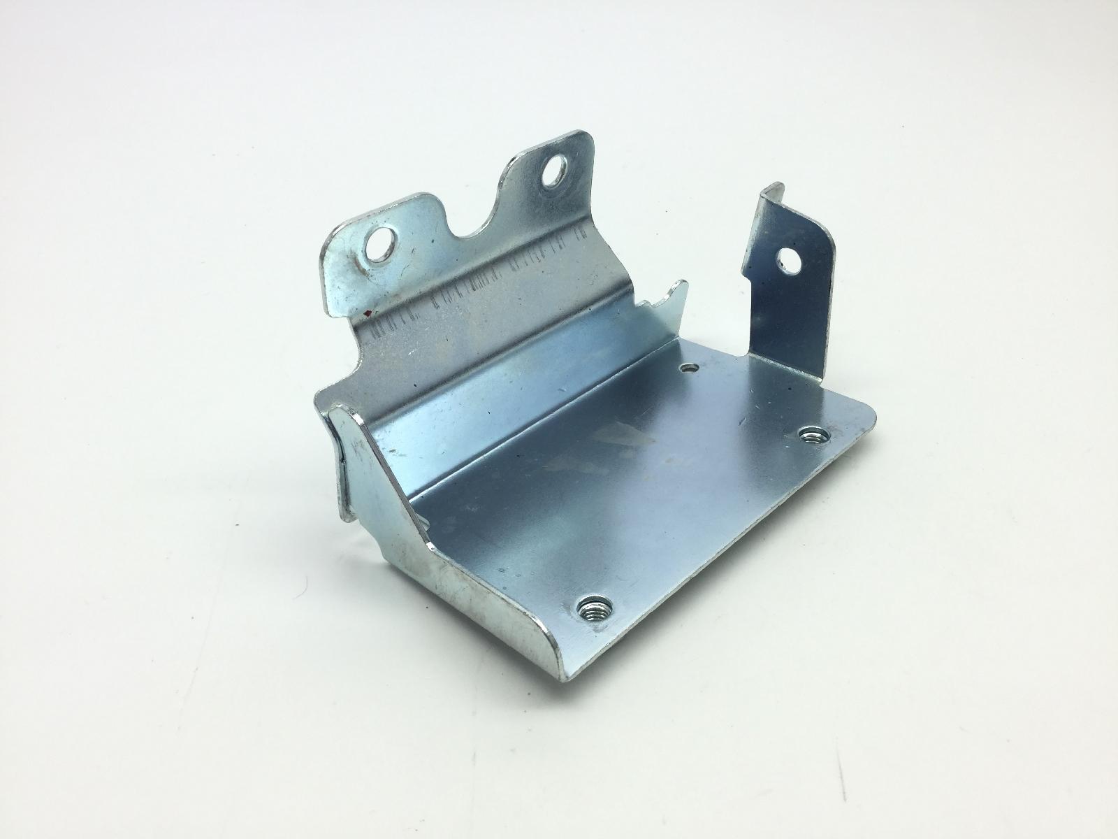 Piaggio vespa gts super abs km 0 300 staffa supporto regolatore di tensione 2022 2024 md3103