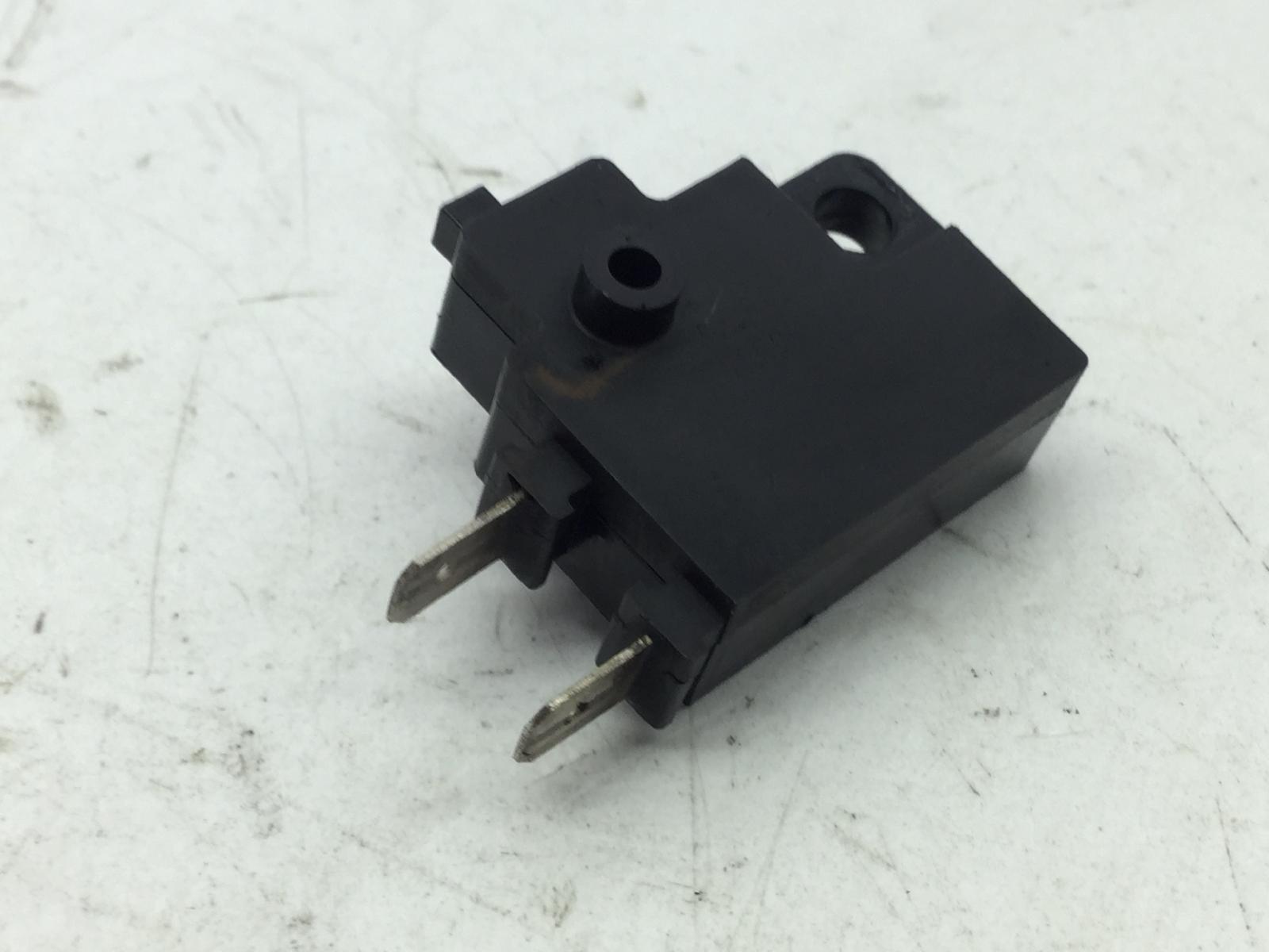 Honda transalp 700 sensore stop microstop freno anteriore destro 2008 2008 rd13a08e