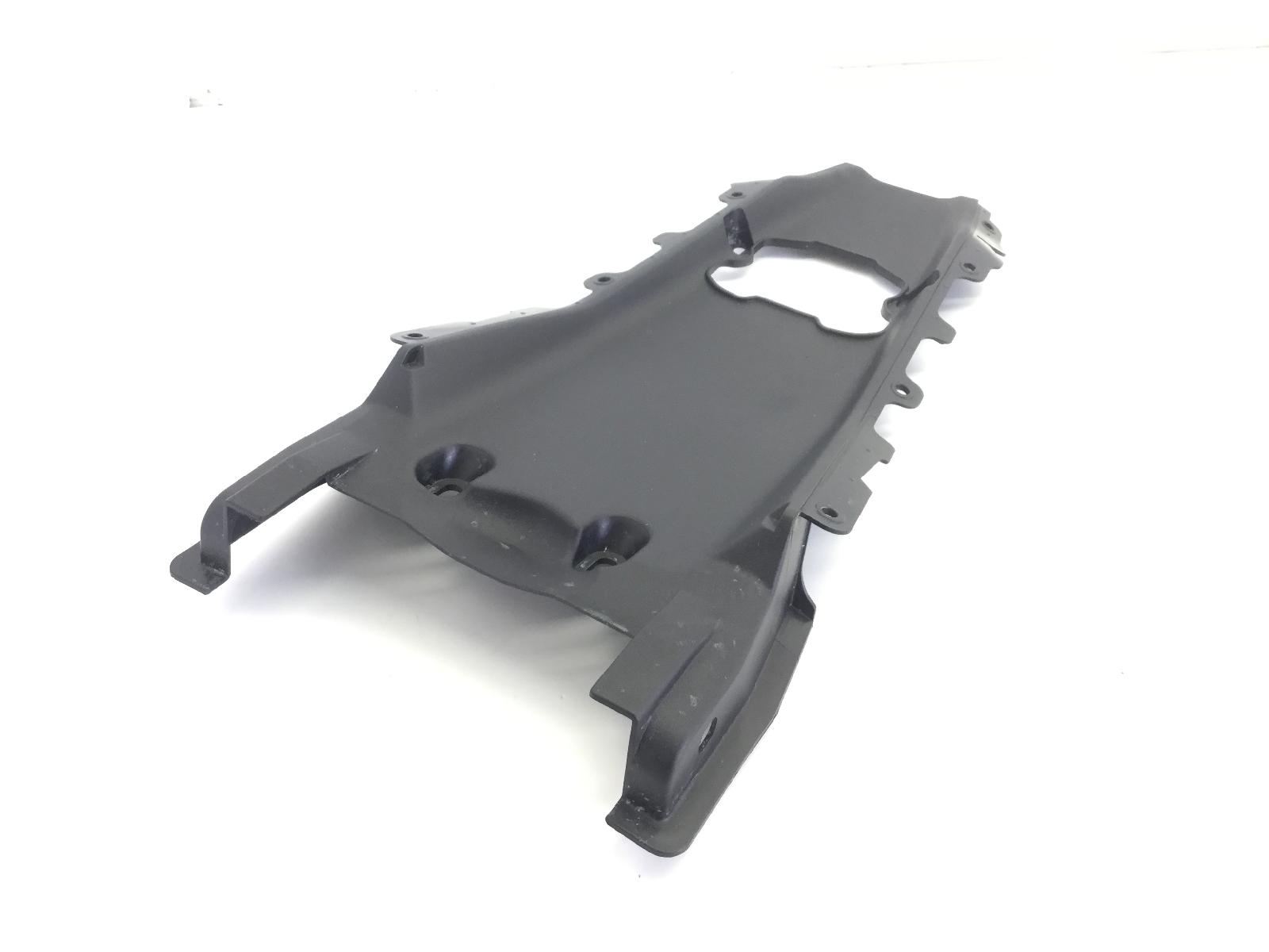 Yamaha tracer 9 gt 890 parafango posteriore interno sottocoda inferiore 2023 2023 rn70k