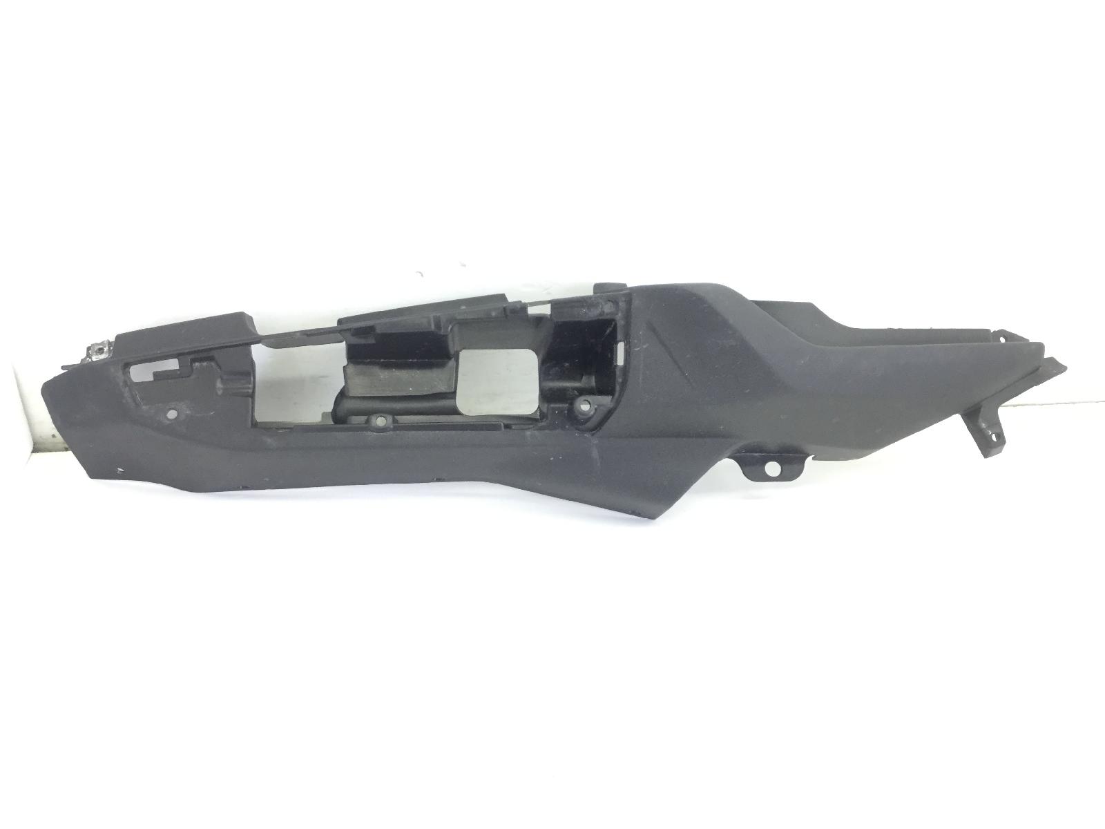 Yamaha tracer 9 gt 890 fianchetto codone destro 2023 2023 rn70k