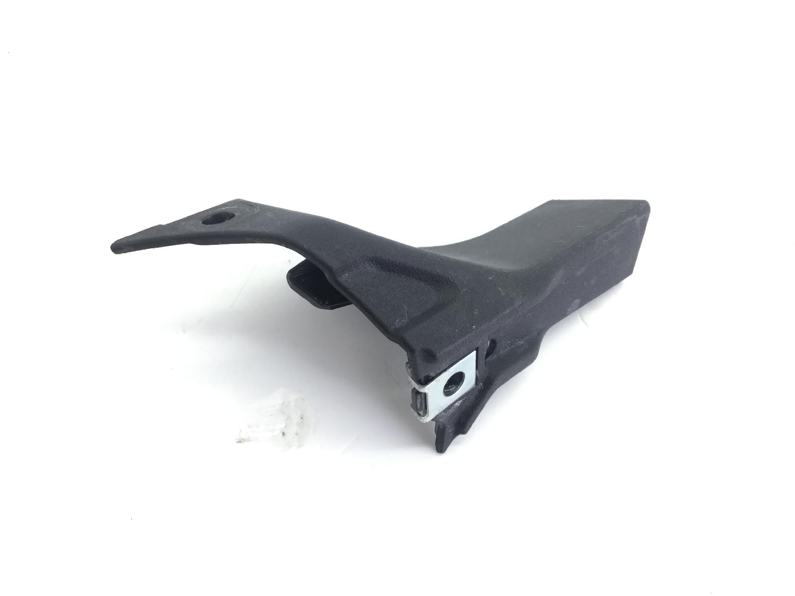 Yamaha tracer 9 gt 890 pannello interno inferiore fiancata serbatoio destra 2023 2023 rn70k