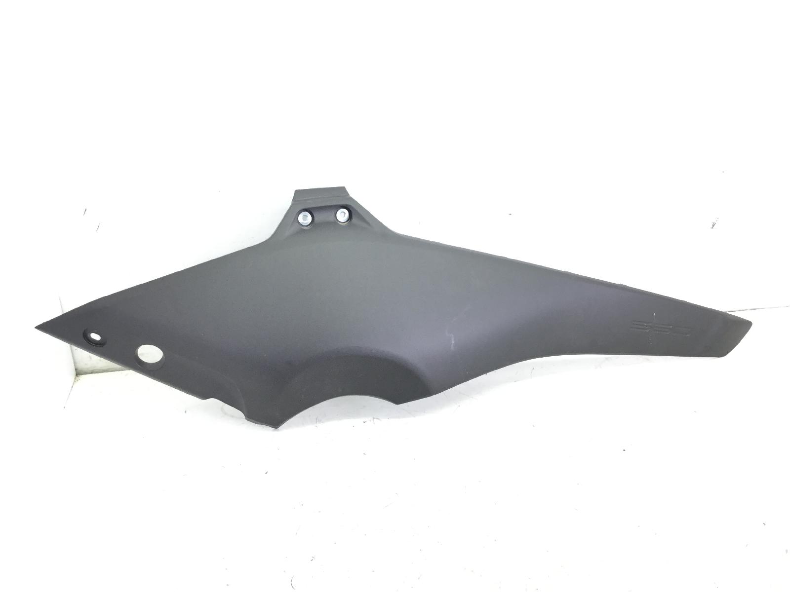 Yamaha t-max xp 560 carena fiancata posteriore inferiore destra 2022 2022 sj18f