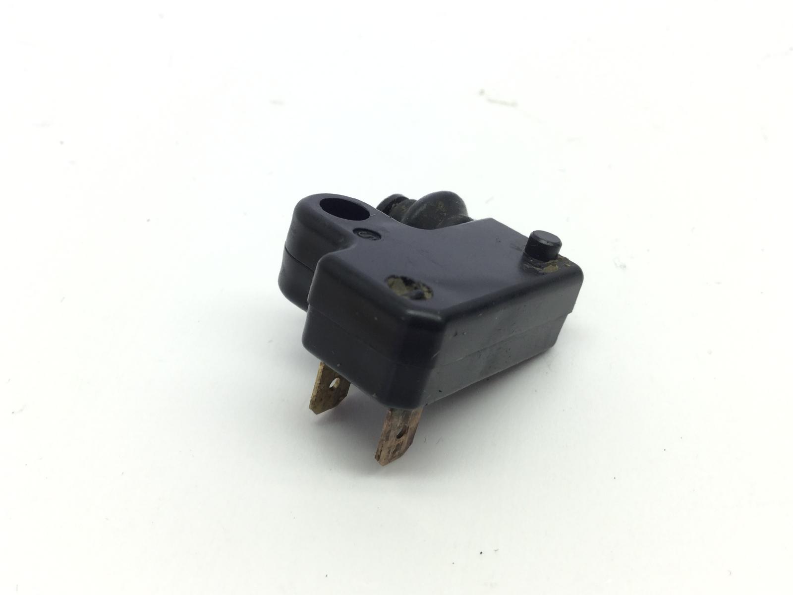 Yamaha t-max xp 560 sensore stop microstop freno posteriore sinistro 2022 2022 sj18f