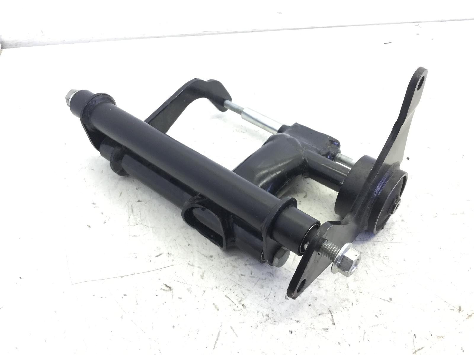 Piaggio vespa gts super ie abs 125 staffa supporto motore 2021 2021 md3200