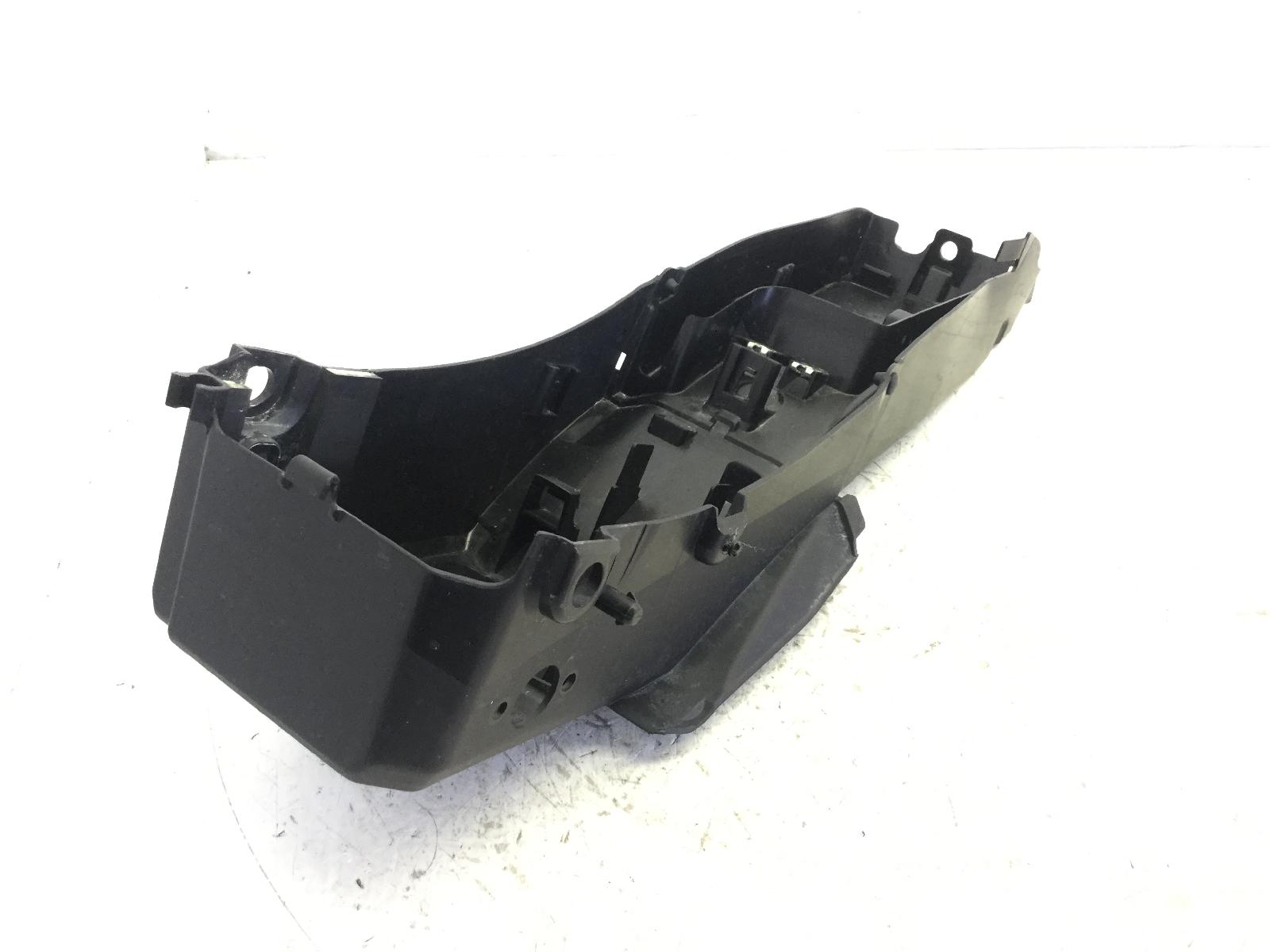 Yamaha mt-07 700 parafango posteriore interno sottocoda vano batteria 2023 2023 rm331