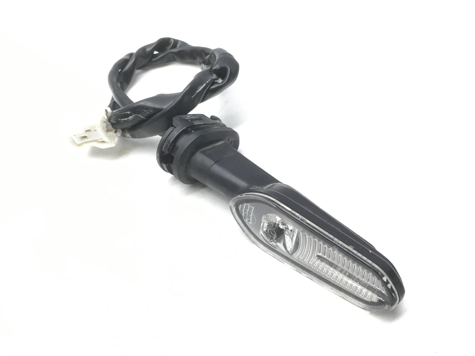Yamaha mt-07 690 lampeggiatore freccia posteriore destra 2023 2023 rm339