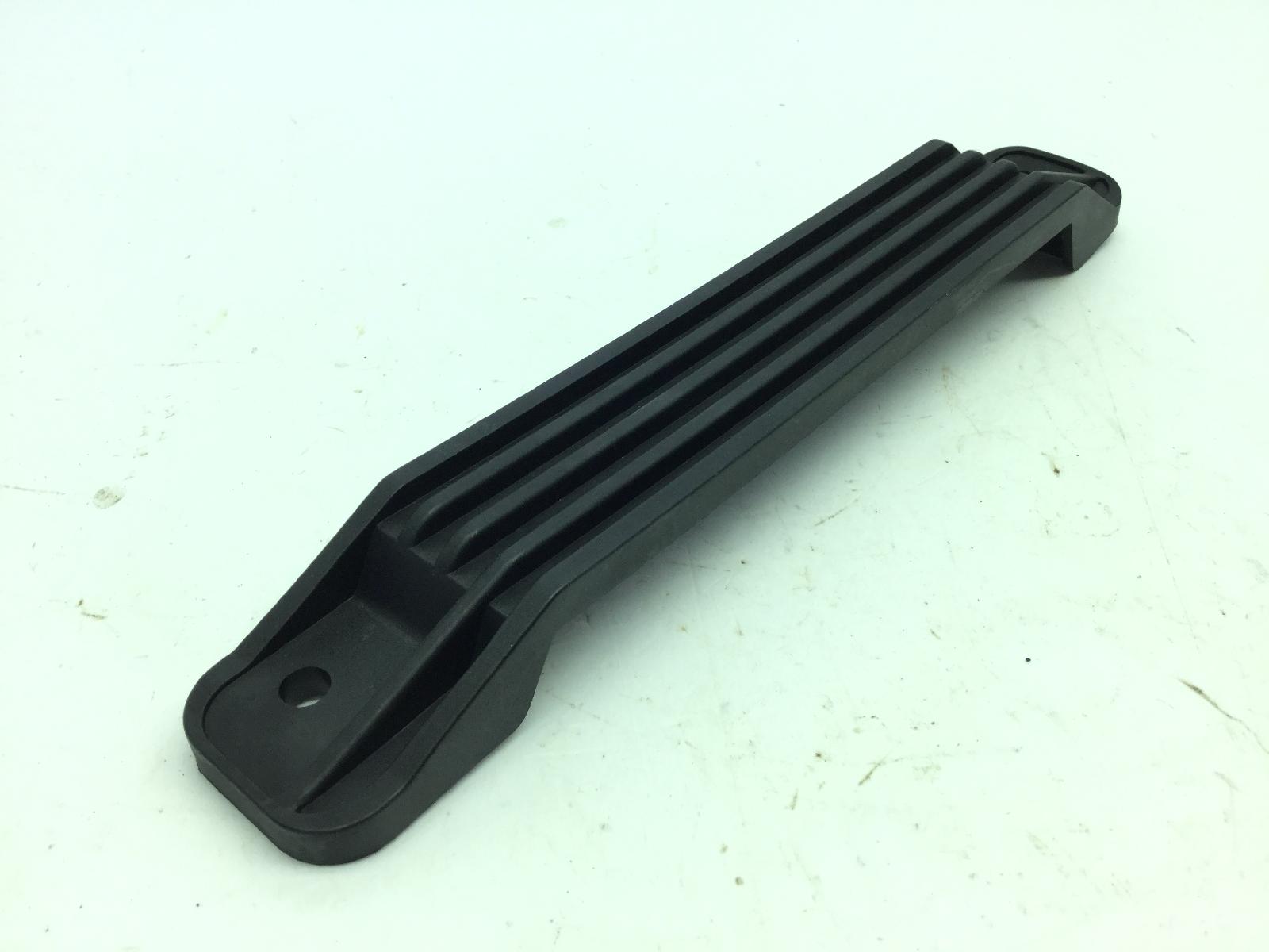 Piaggio vespa gts super ie abs 125 staffa fissaggio batteria 2021 2021 md3200