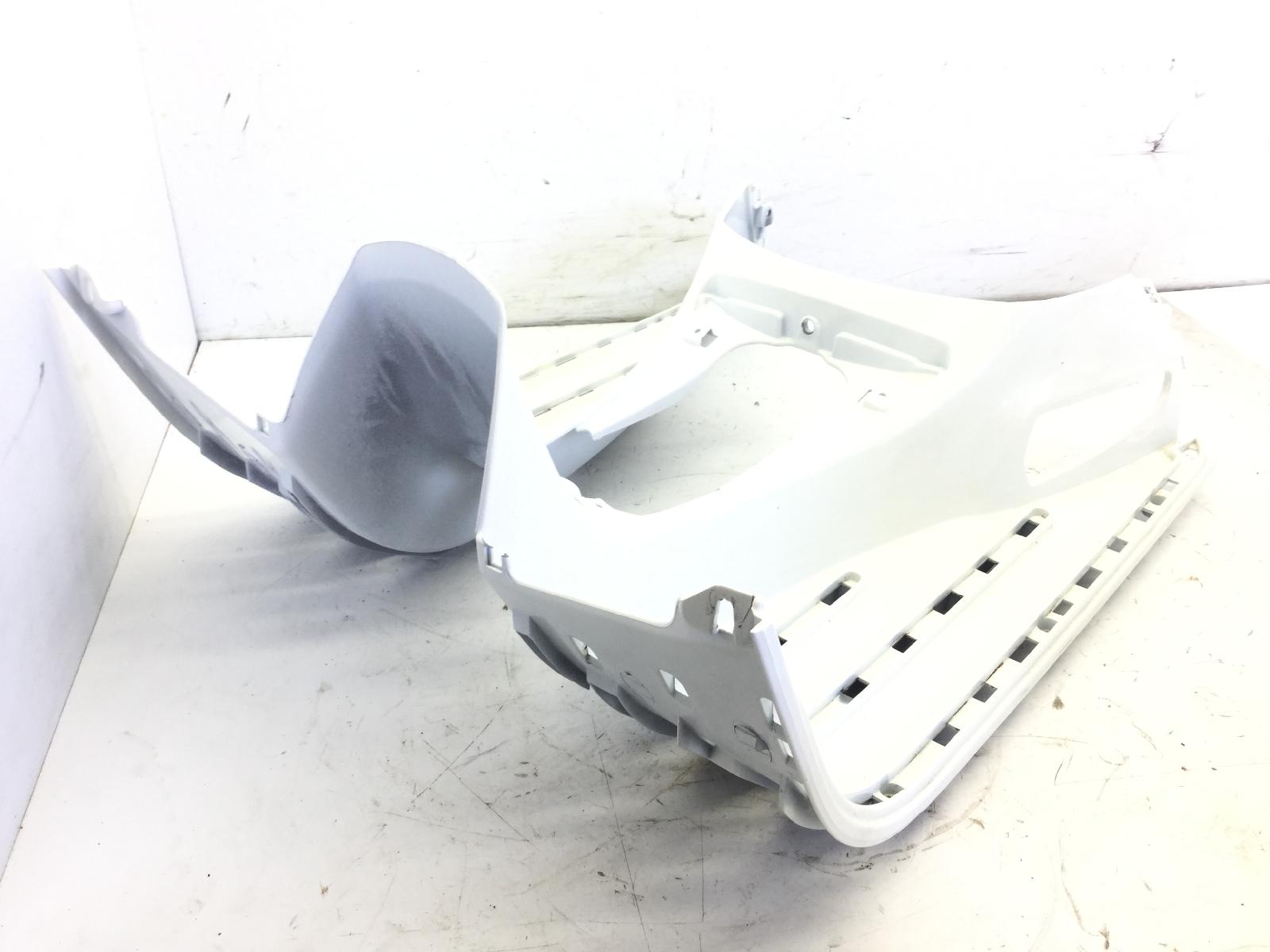 Piaggio vespa gts super ie abs 125 carena pedana pavimento poggiapiedi 2021 2021 md3200