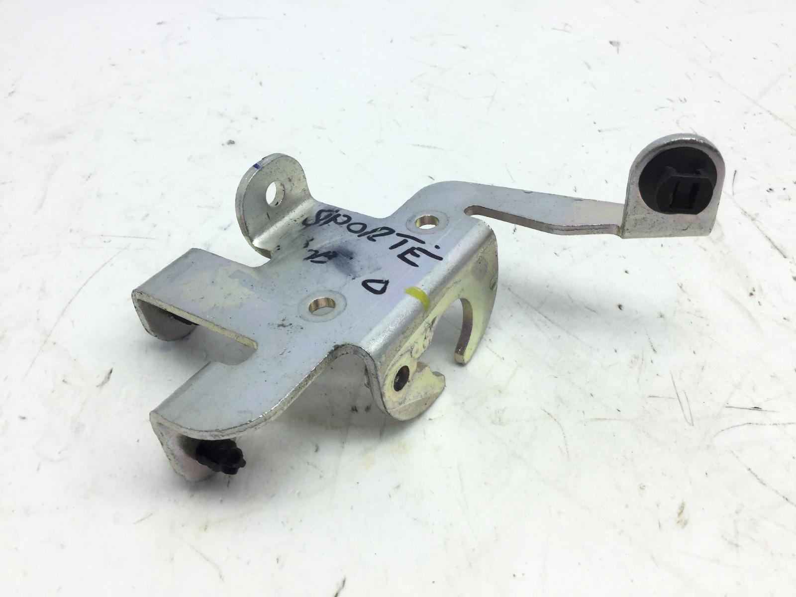 Piaggio vespa gts e4 abs 125 staffa supporto bobina accensione 2021 2021 md3200