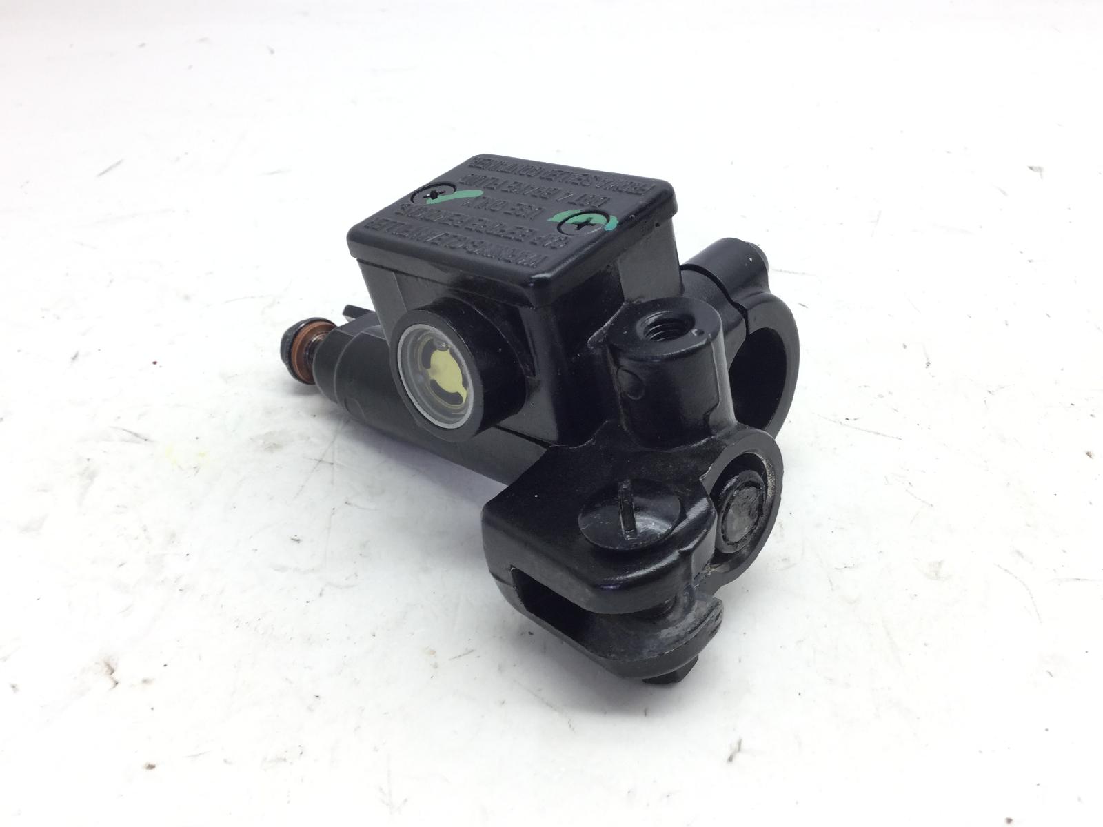 Piaggio vespa gts e4 abs 125 pompa freno posteriore sinistra 2021 2021 md3200