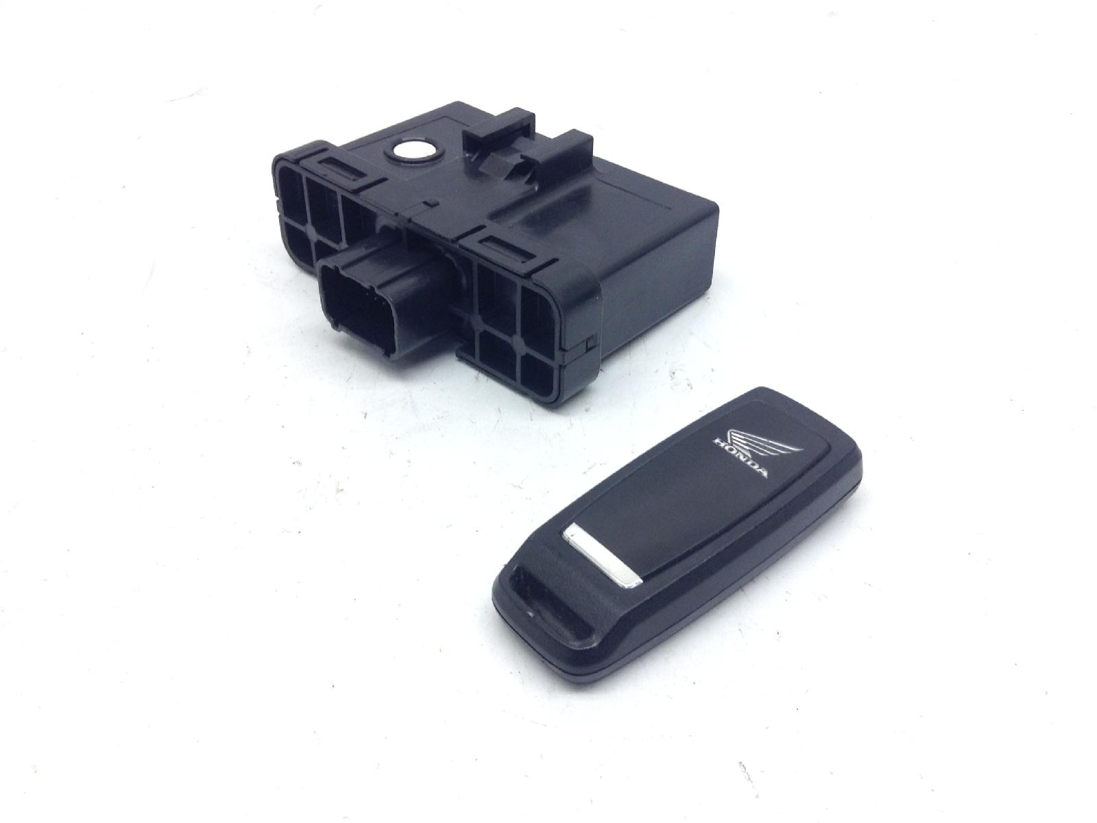 Honda forza 350 centralina accensione e telecomando keyless 2023 2024 zdcnf10a0pf