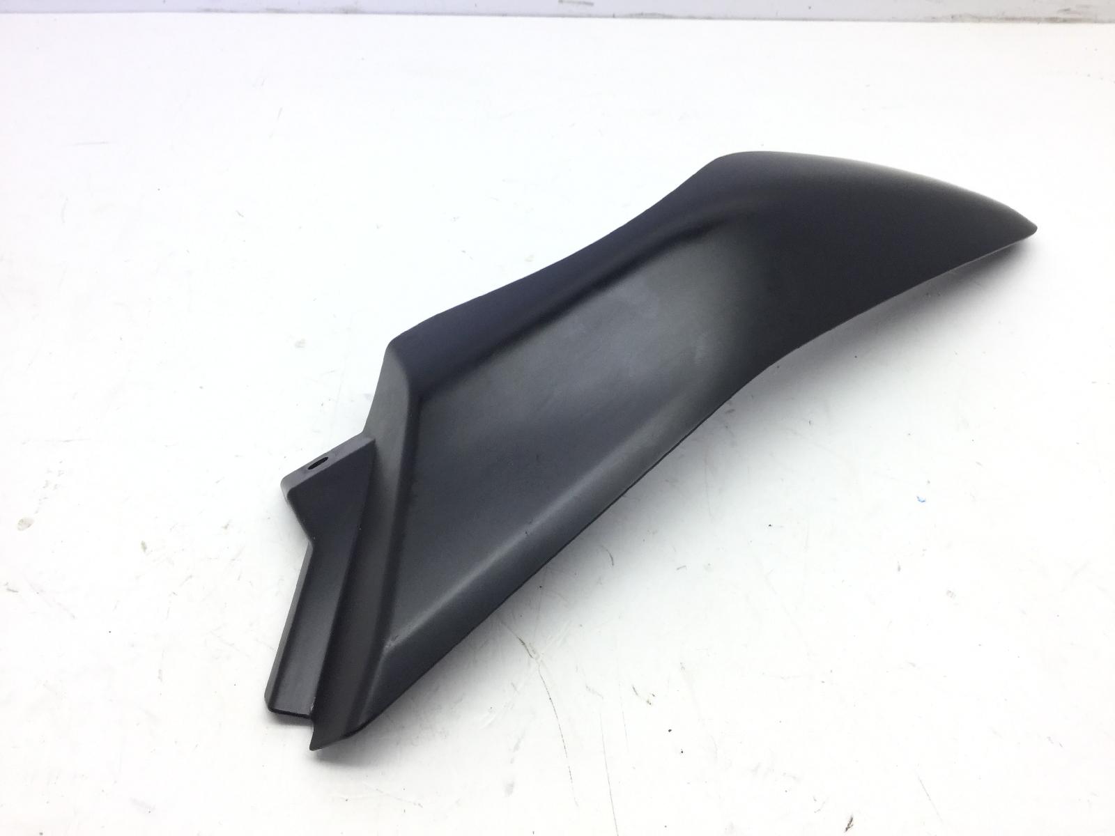 Yamaha t-max xp 560 coperchio destro serbatoio benzina carburante 2022 2022 sj18f