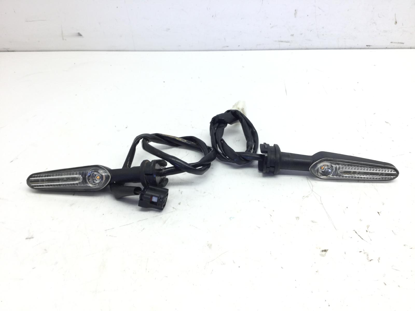 Yamaha mt-09 890 coppia frecce posteriori 2022 2022 rn691
