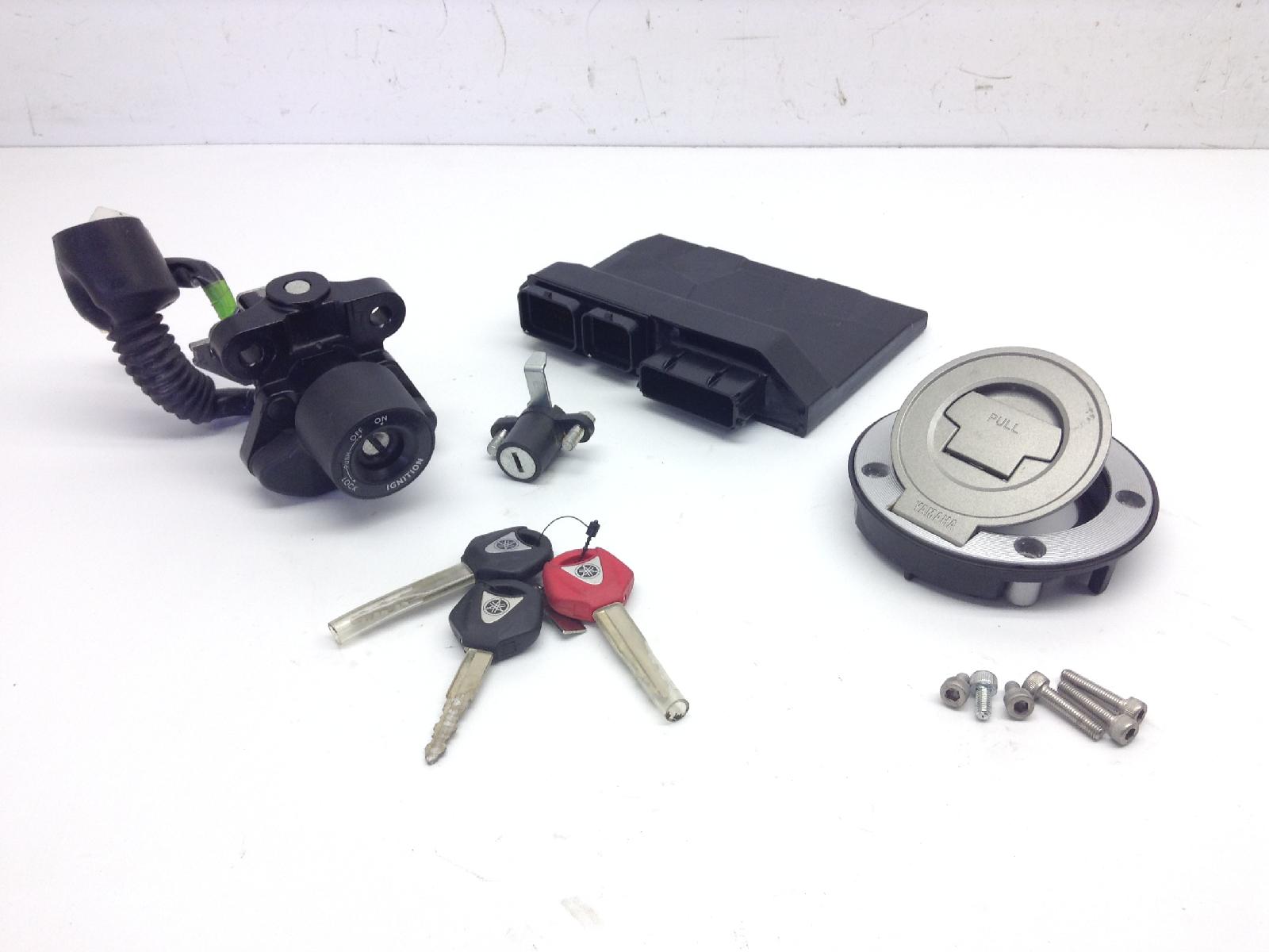 Yamaha mt-09 890 blocchetto accensione serrature centralina e chiavi 2022 2022 rn691