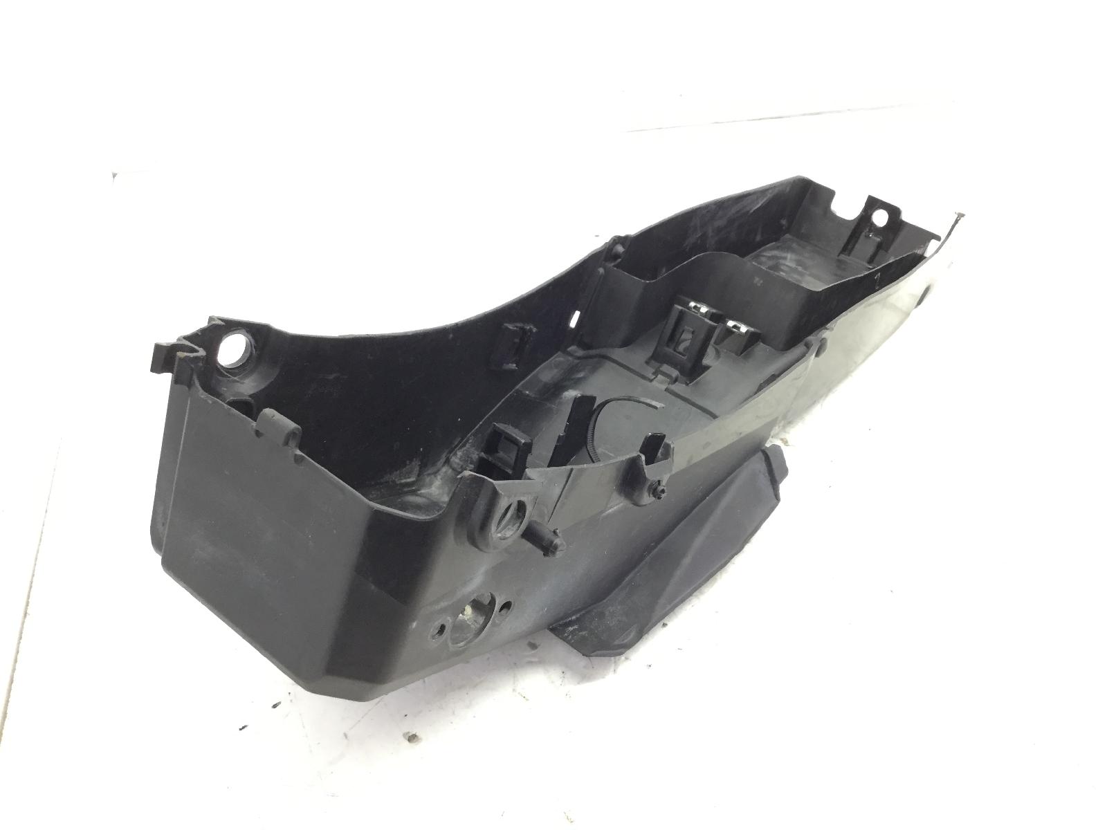 Yamaha mt-07 700 parafango posteriore interno sottocoda vano batteria 2014 2015 rm041