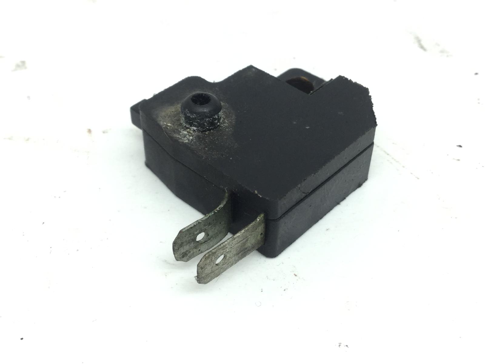 Leonart daytona 350 sensore stop microstop freno anteriore destro 2011 2017 lfue4rlg